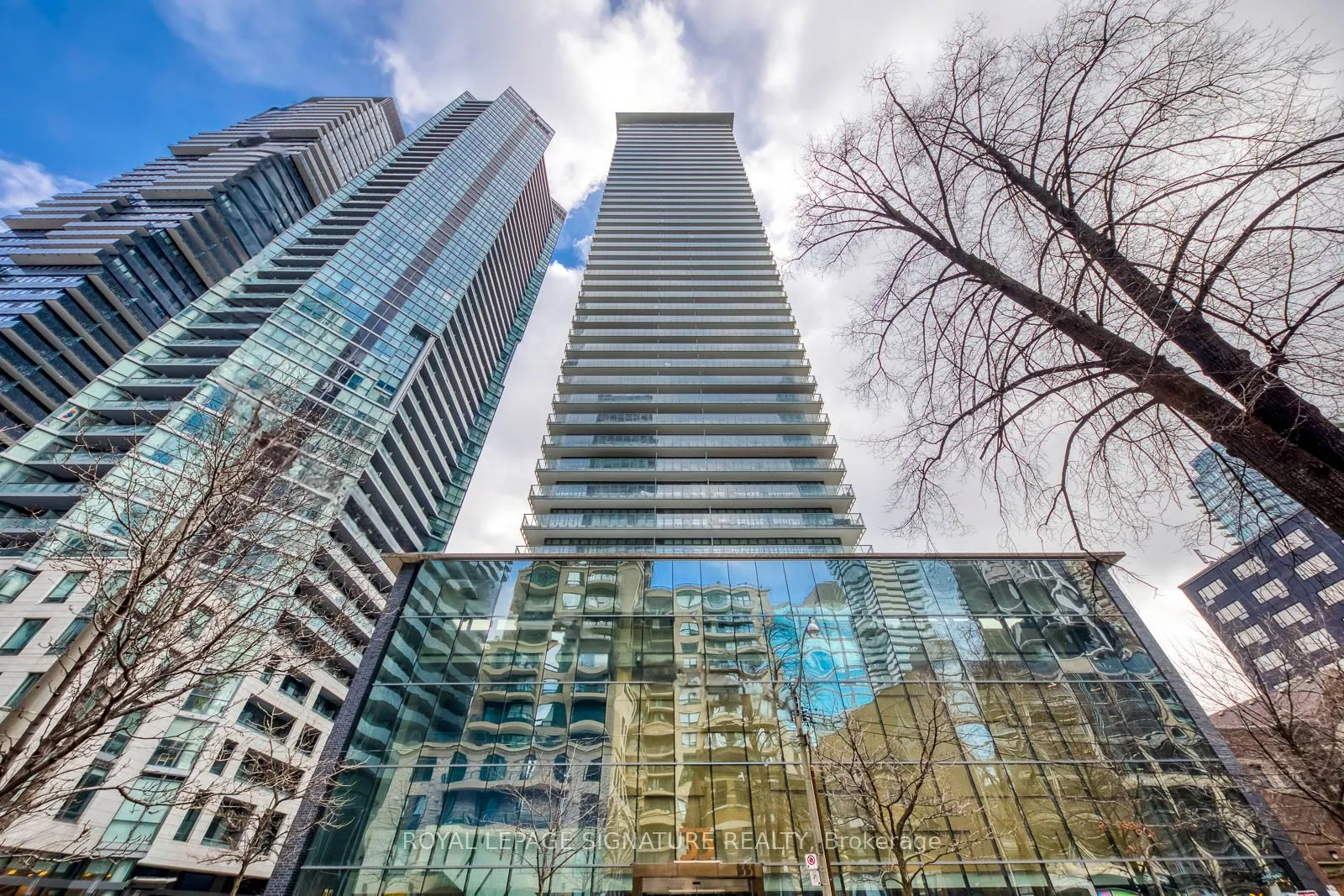 33 Charles Street E, #3001