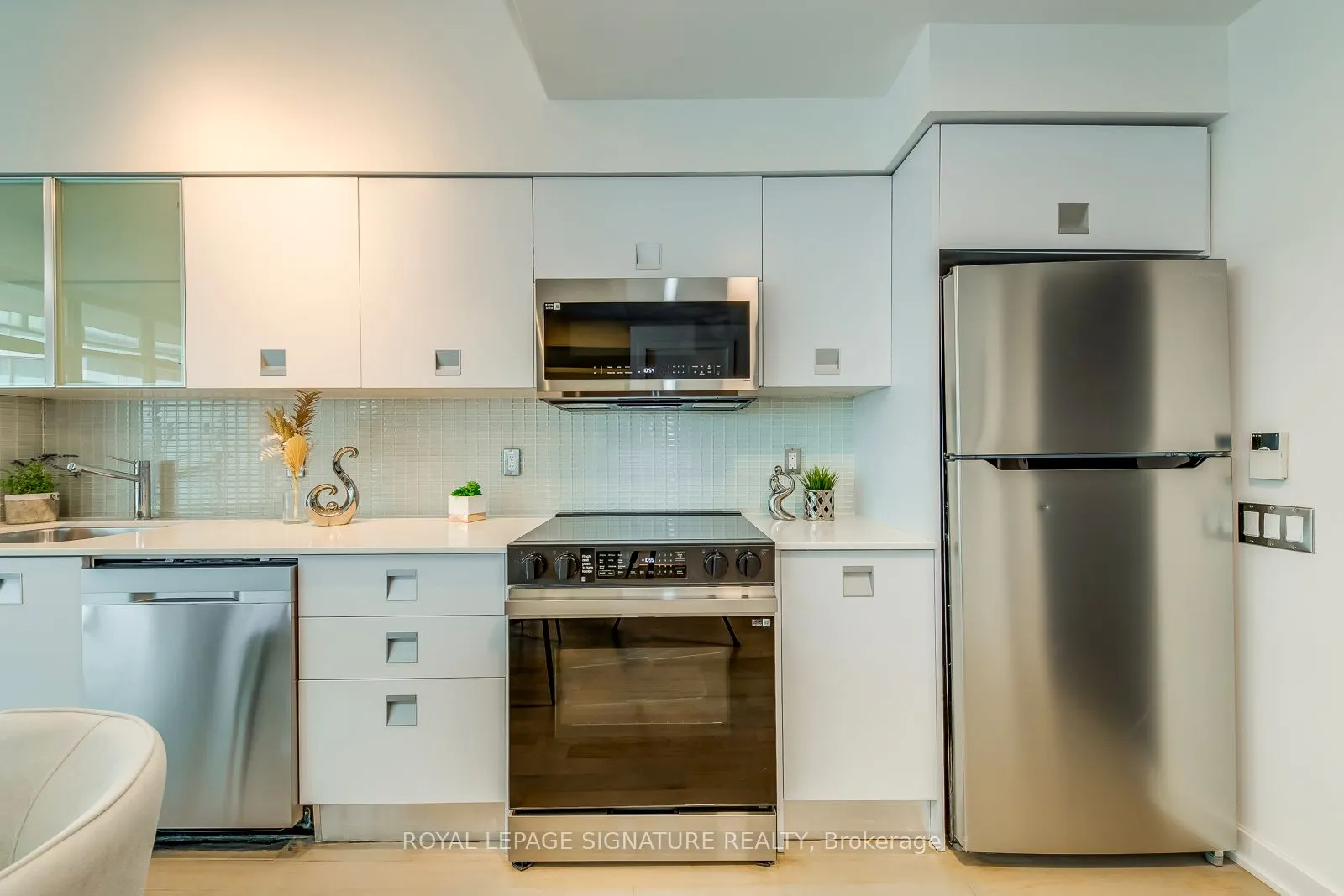 33 Charles Street E, #3001