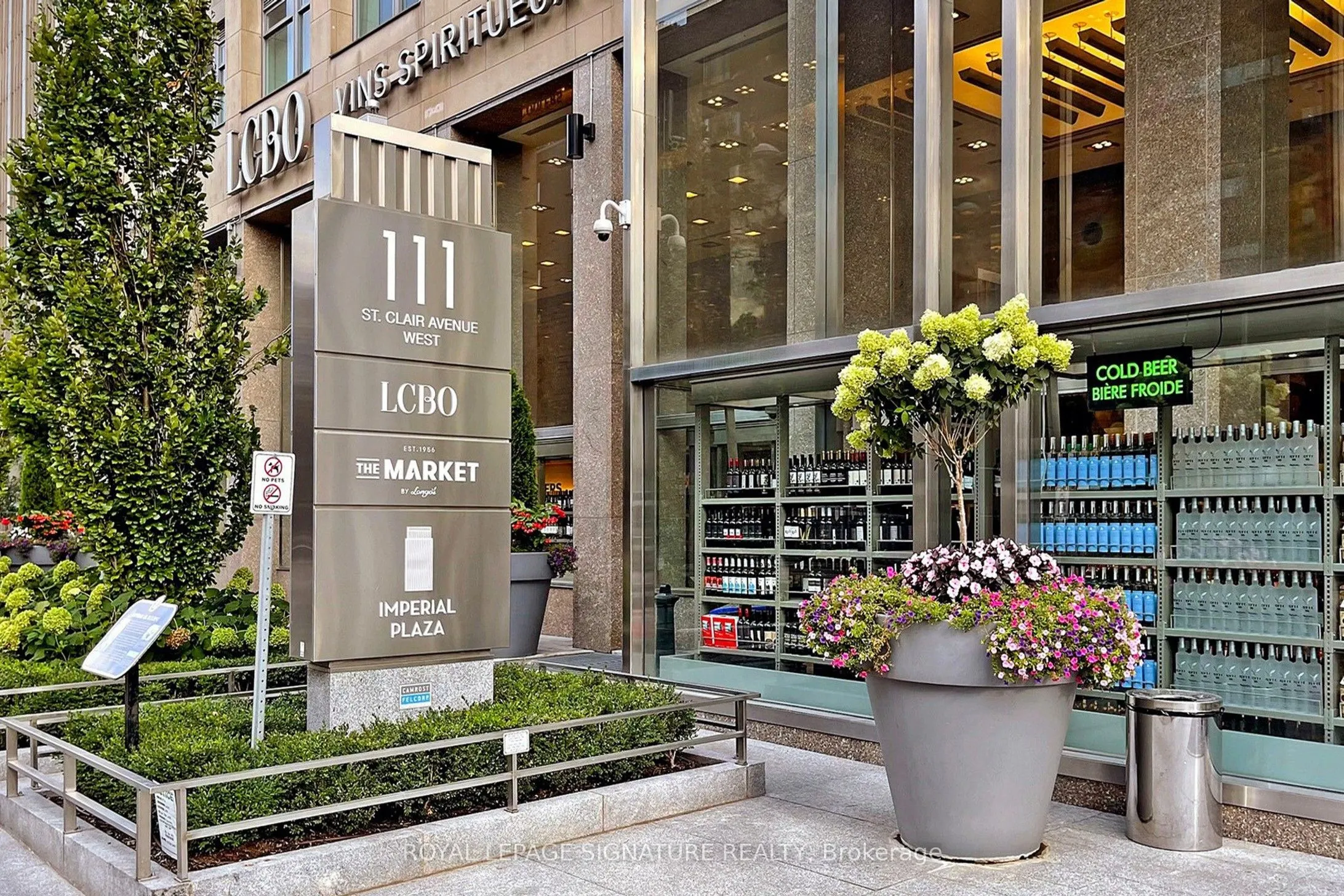 111 St Clair Avenue W, #925