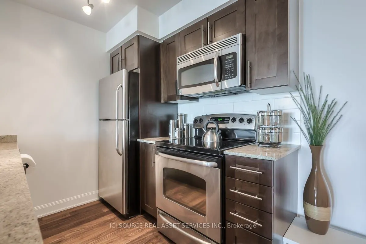 2191 Yonge Street, #1706