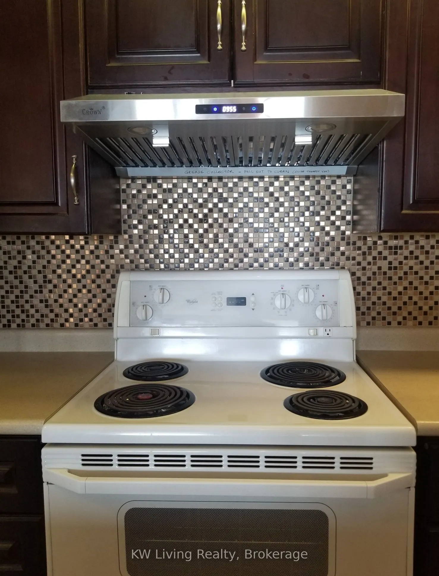 33 Elmhurst Avenue, #2106