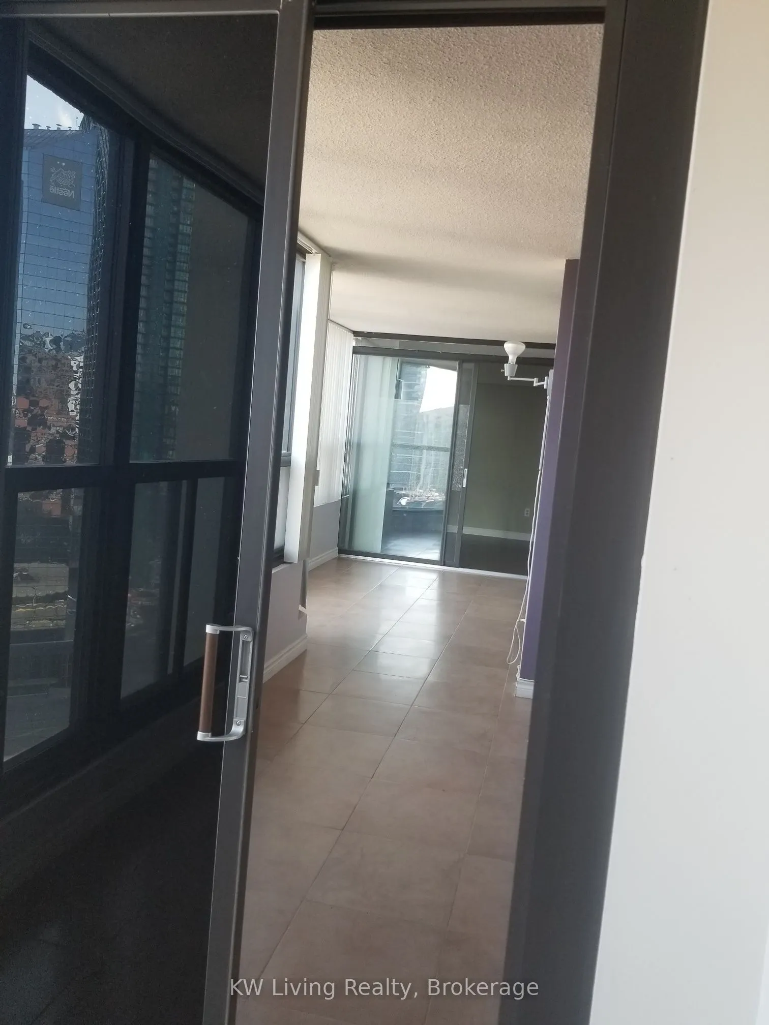 33 Elmhurst Avenue, #2106