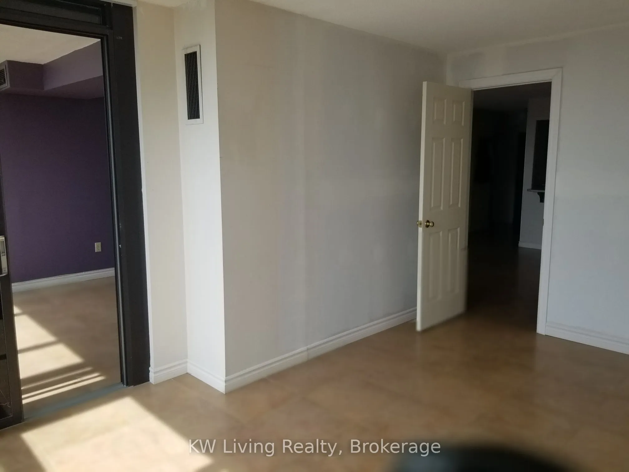 33 Elmhurst Avenue, #2106