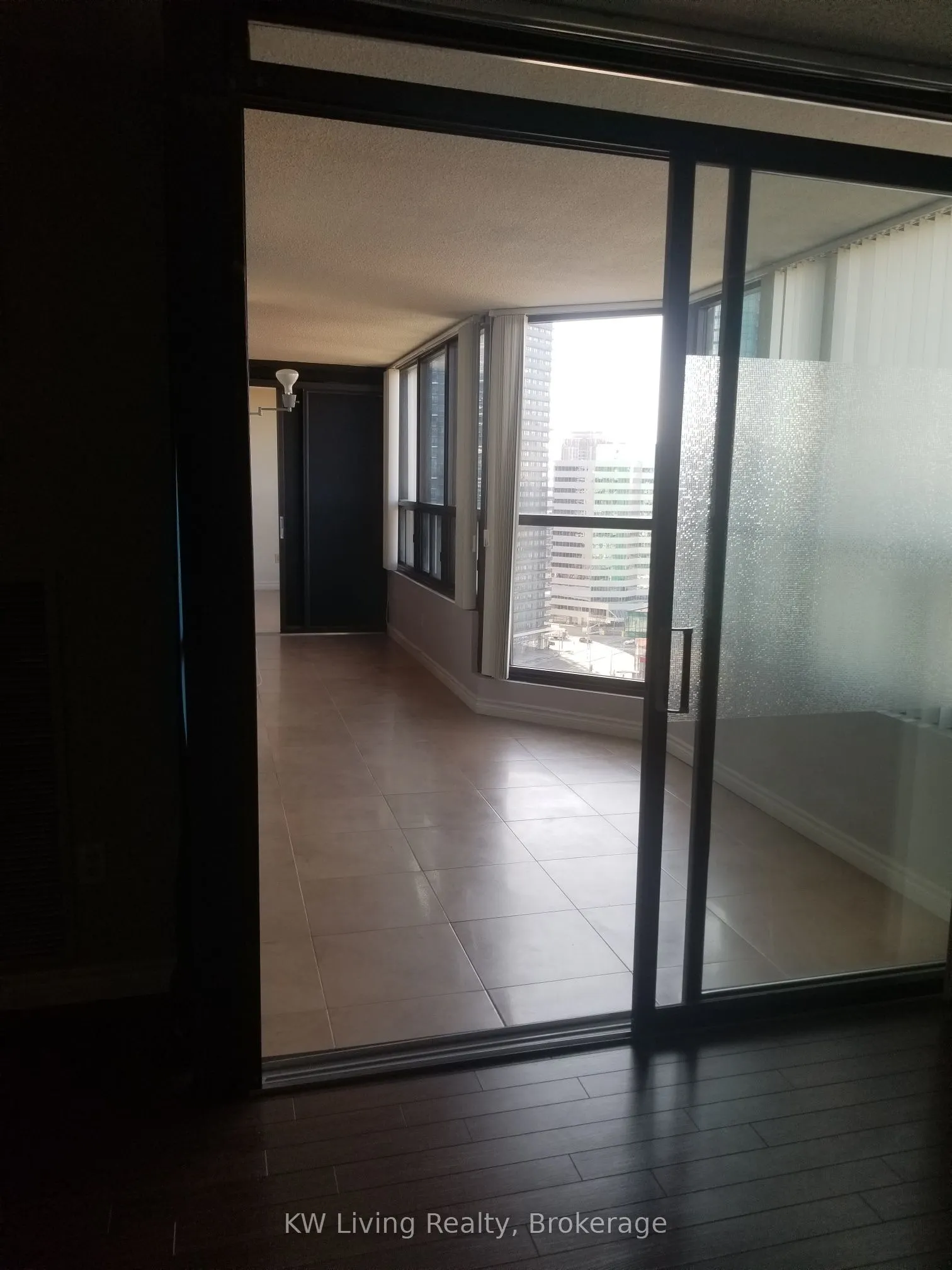 33 Elmhurst Avenue, #2106