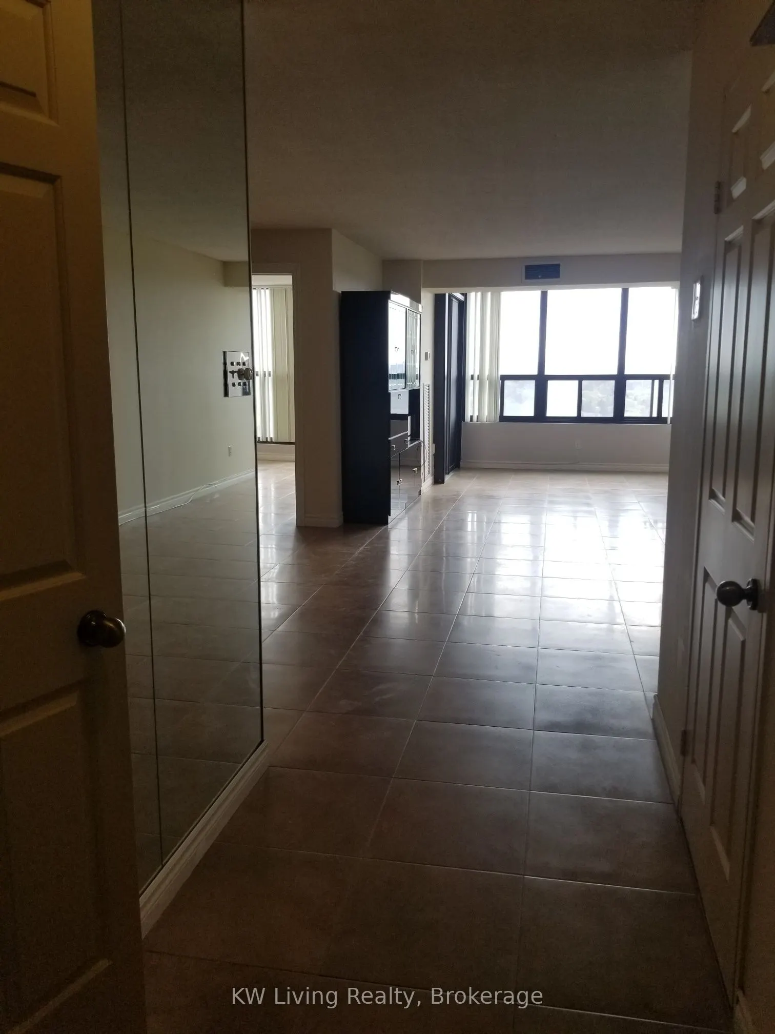33 Elmhurst Avenue, #2106