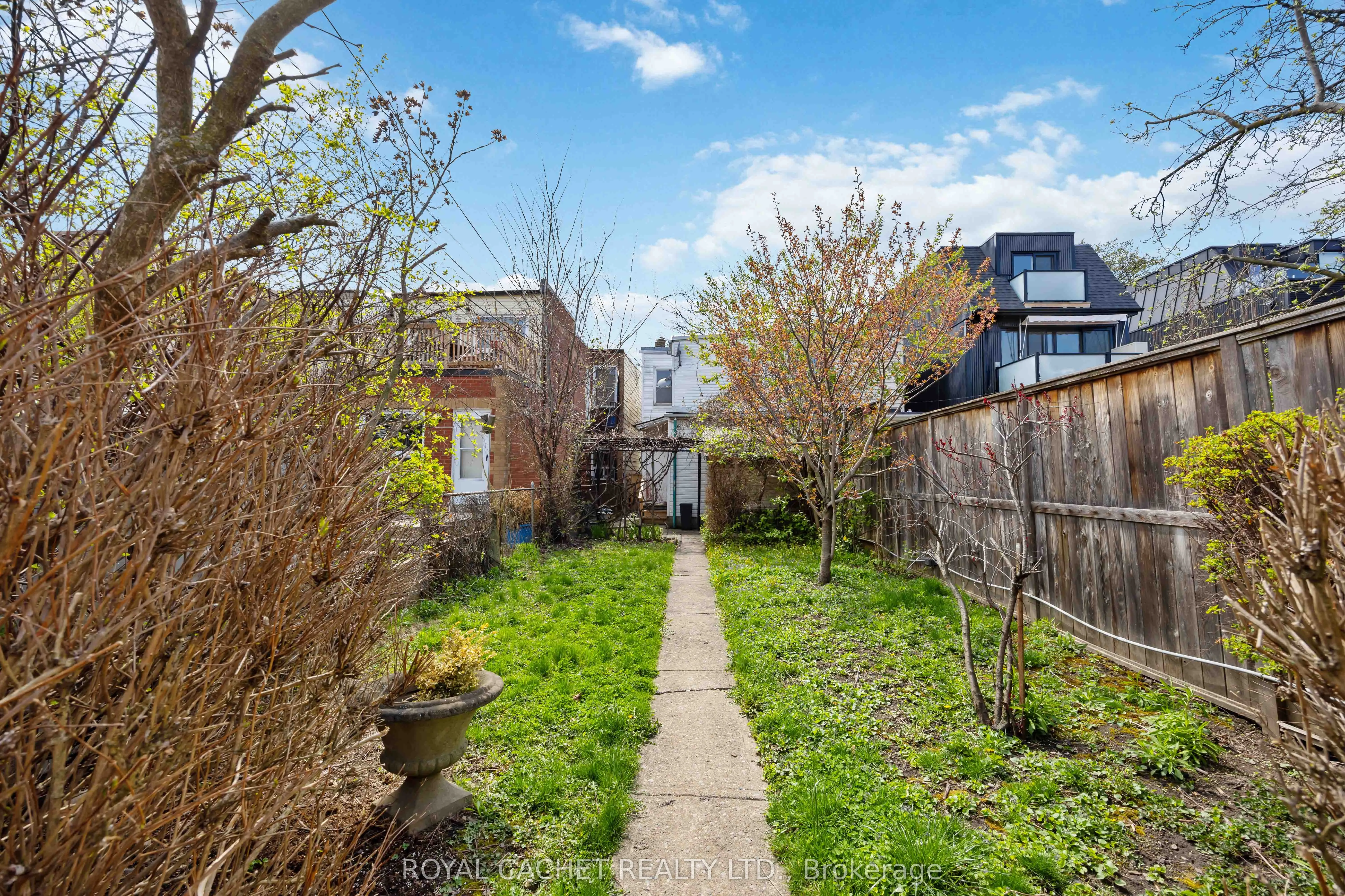 157 Lisgar Street