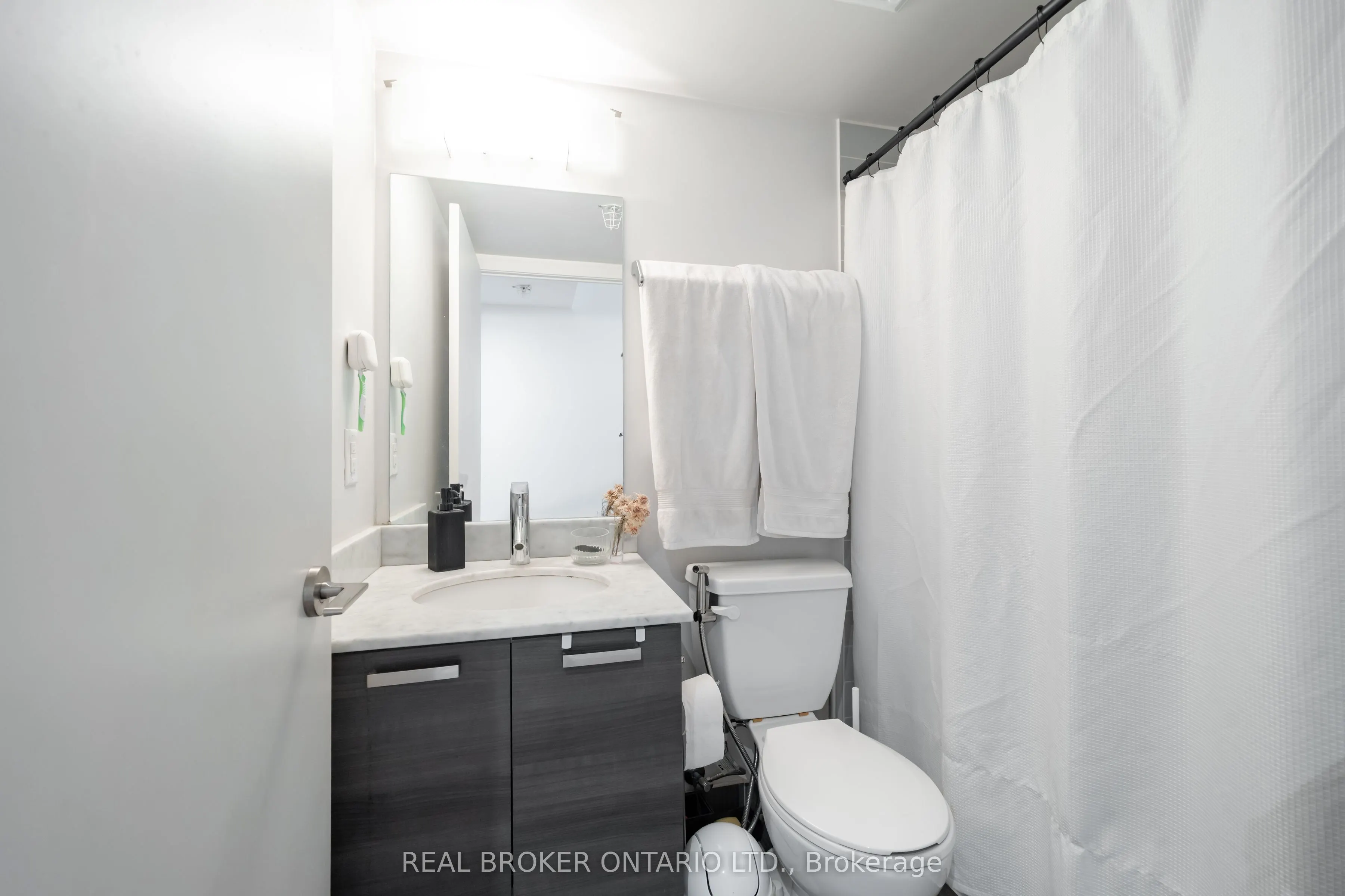 36 Lisgar Street, #908E