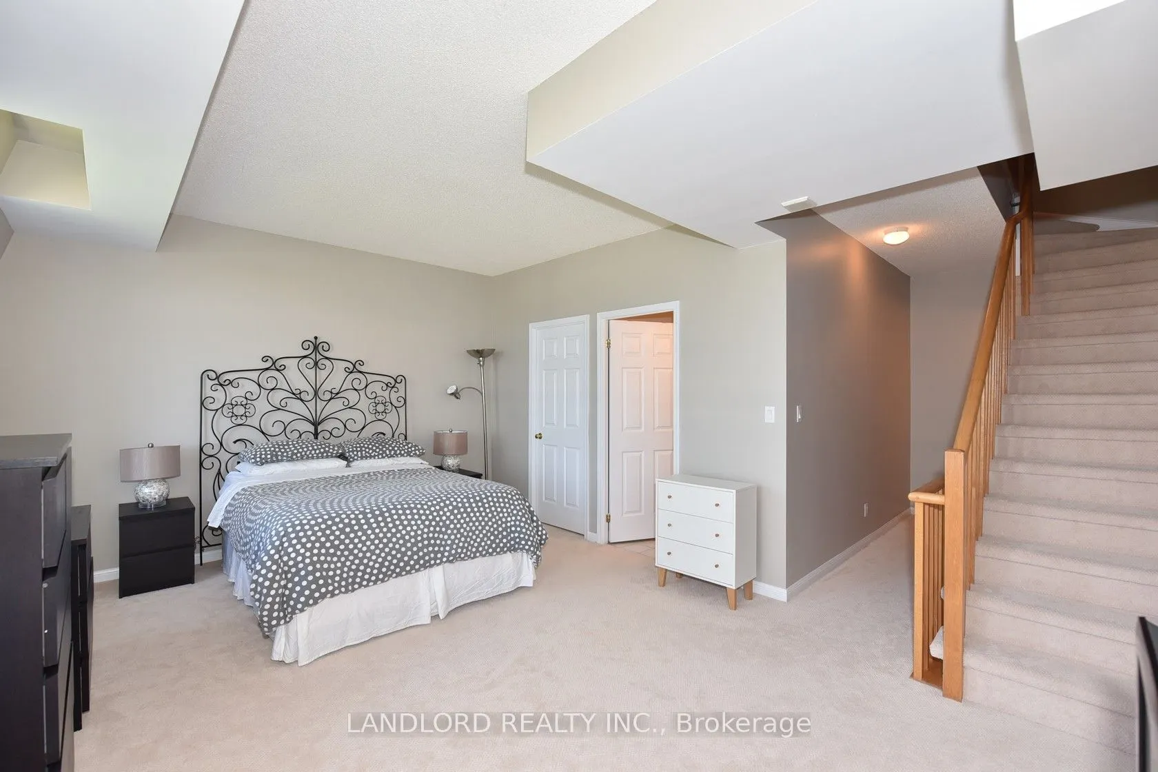 38 Stadium Road, #657