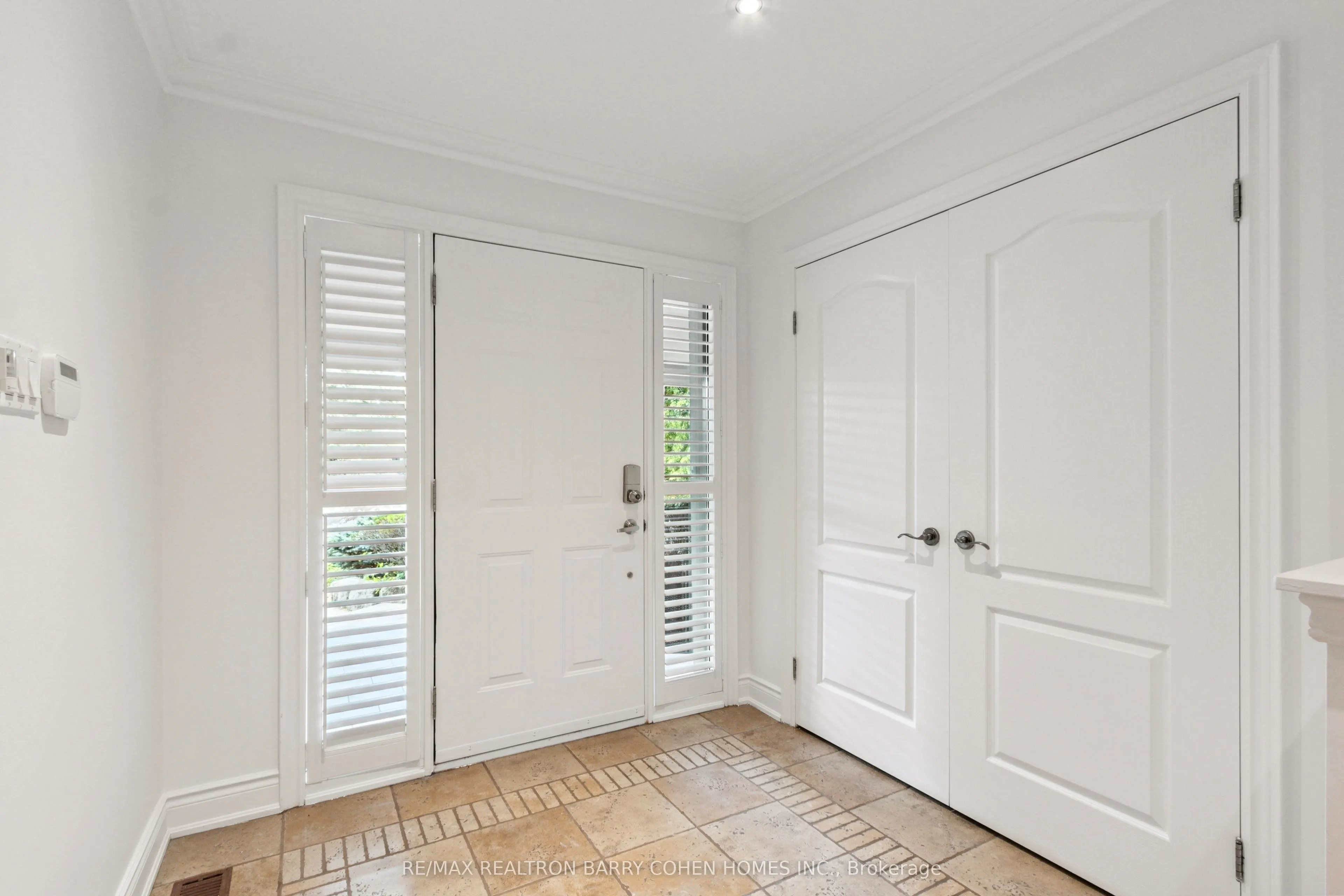 58 Hawksbury Drive N