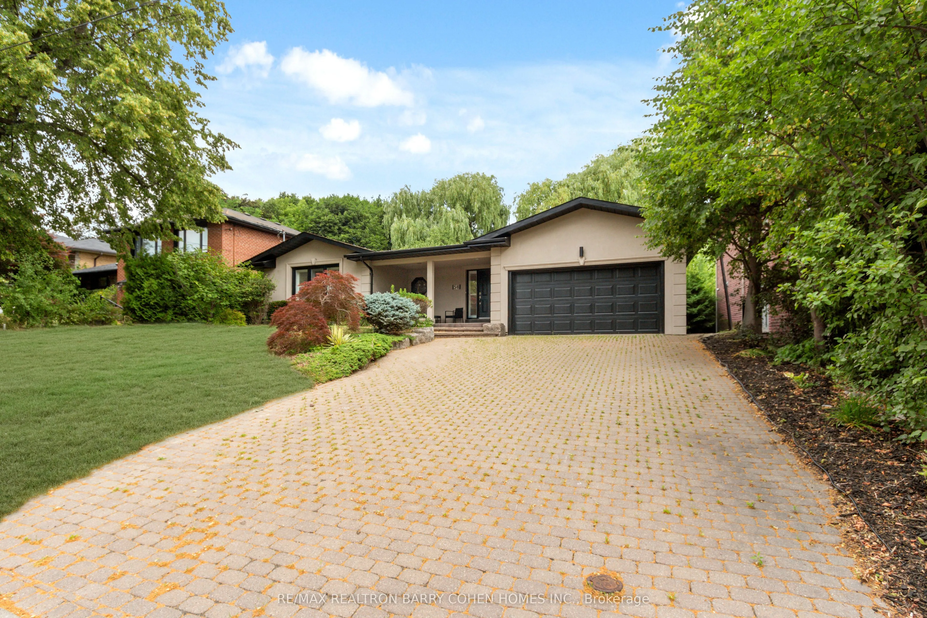 58 Hawksbury Drive N