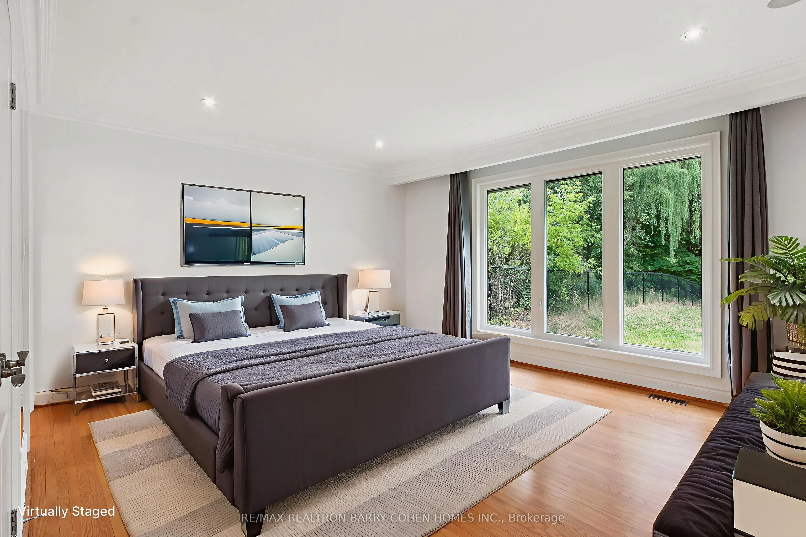 58 Hawksbury Drive N