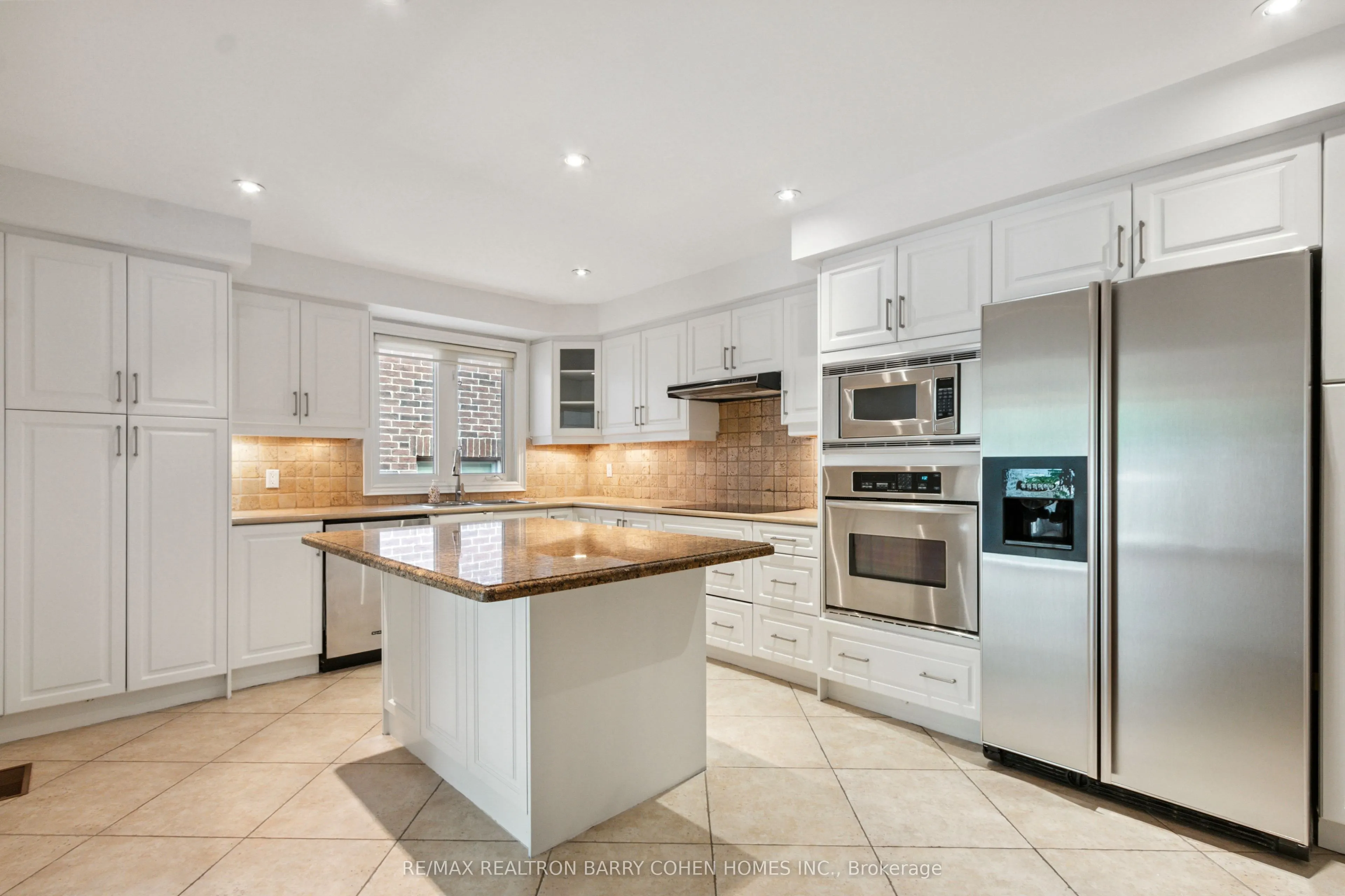 58 Hawksbury Drive N