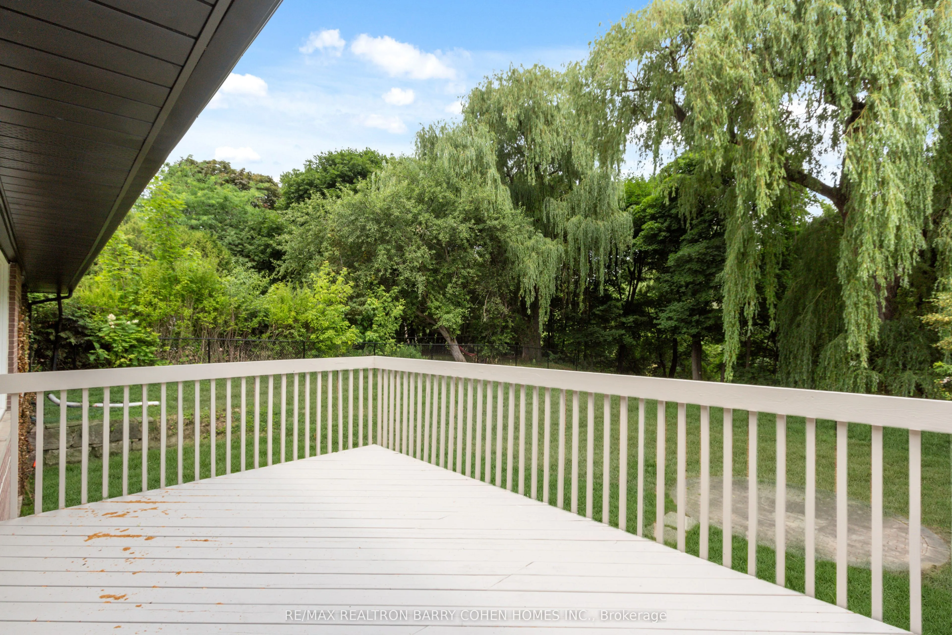 58 Hawksbury Drive N