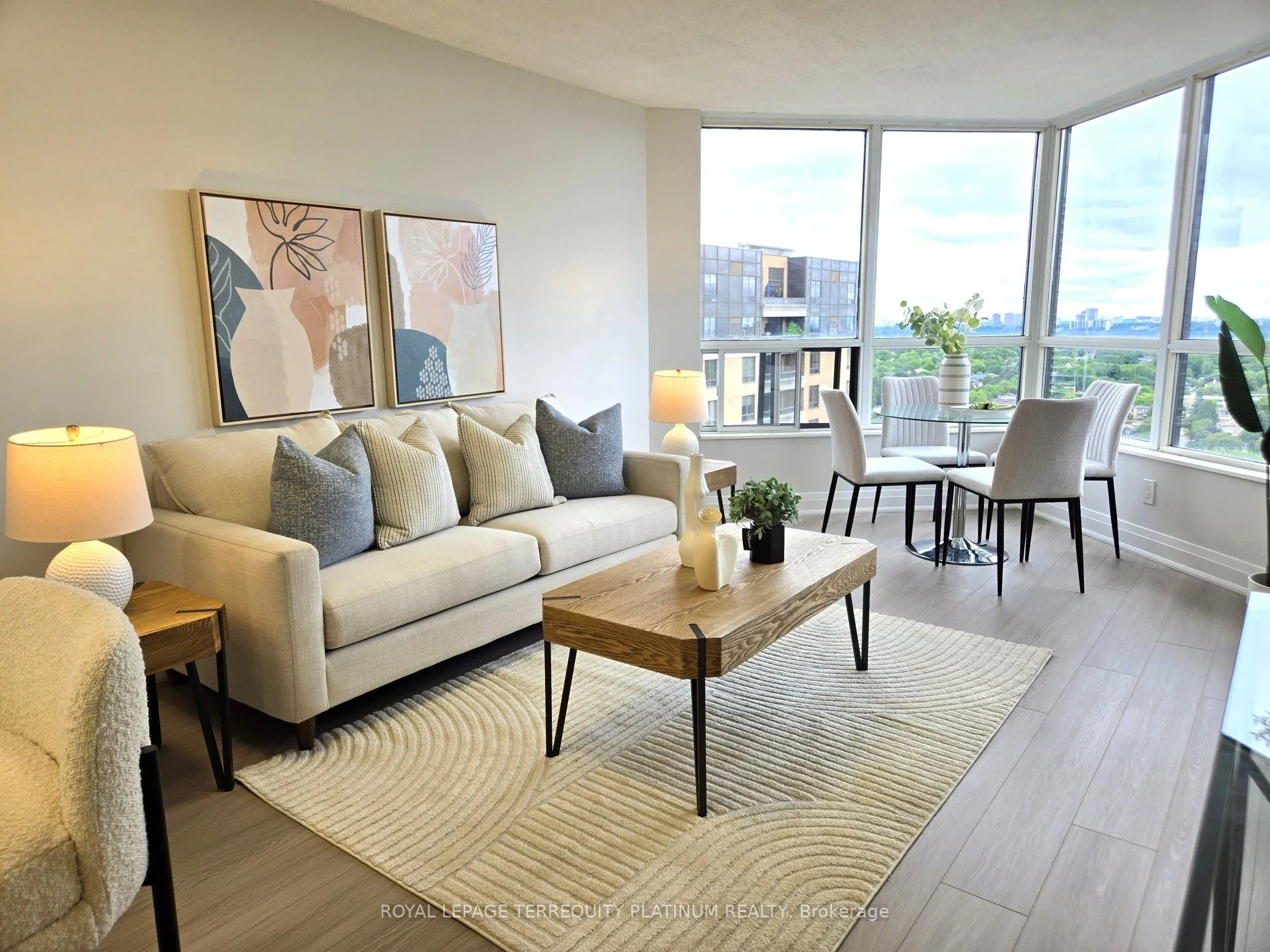 10 Northtown Way, #2013