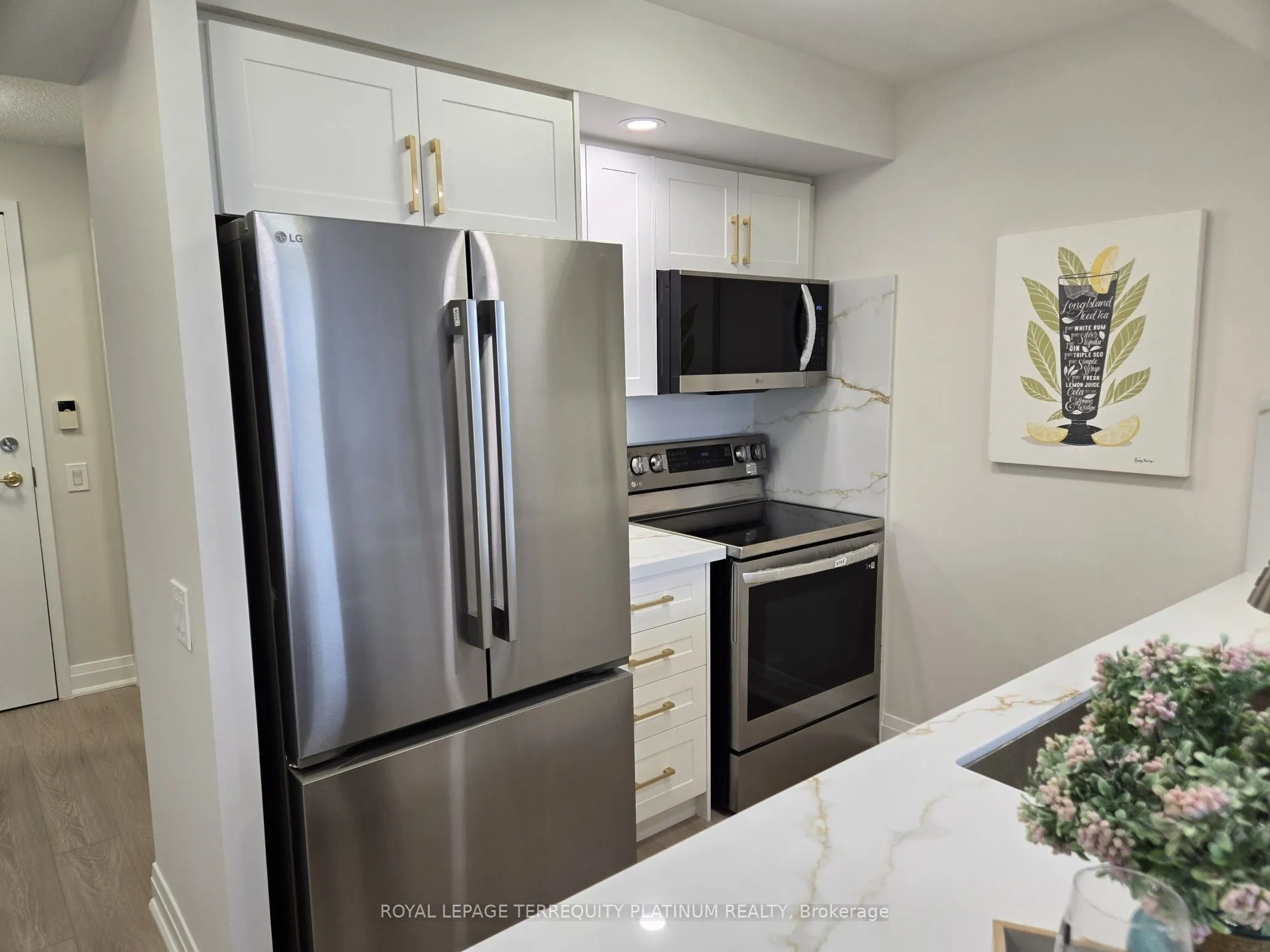 10 Northtown Way, #2013