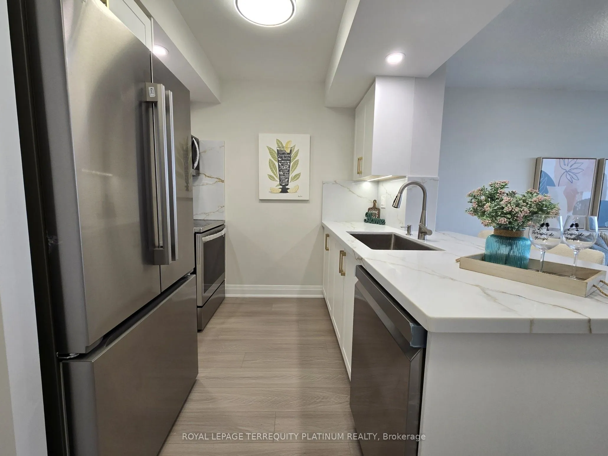 10 Northtown Way, #2013