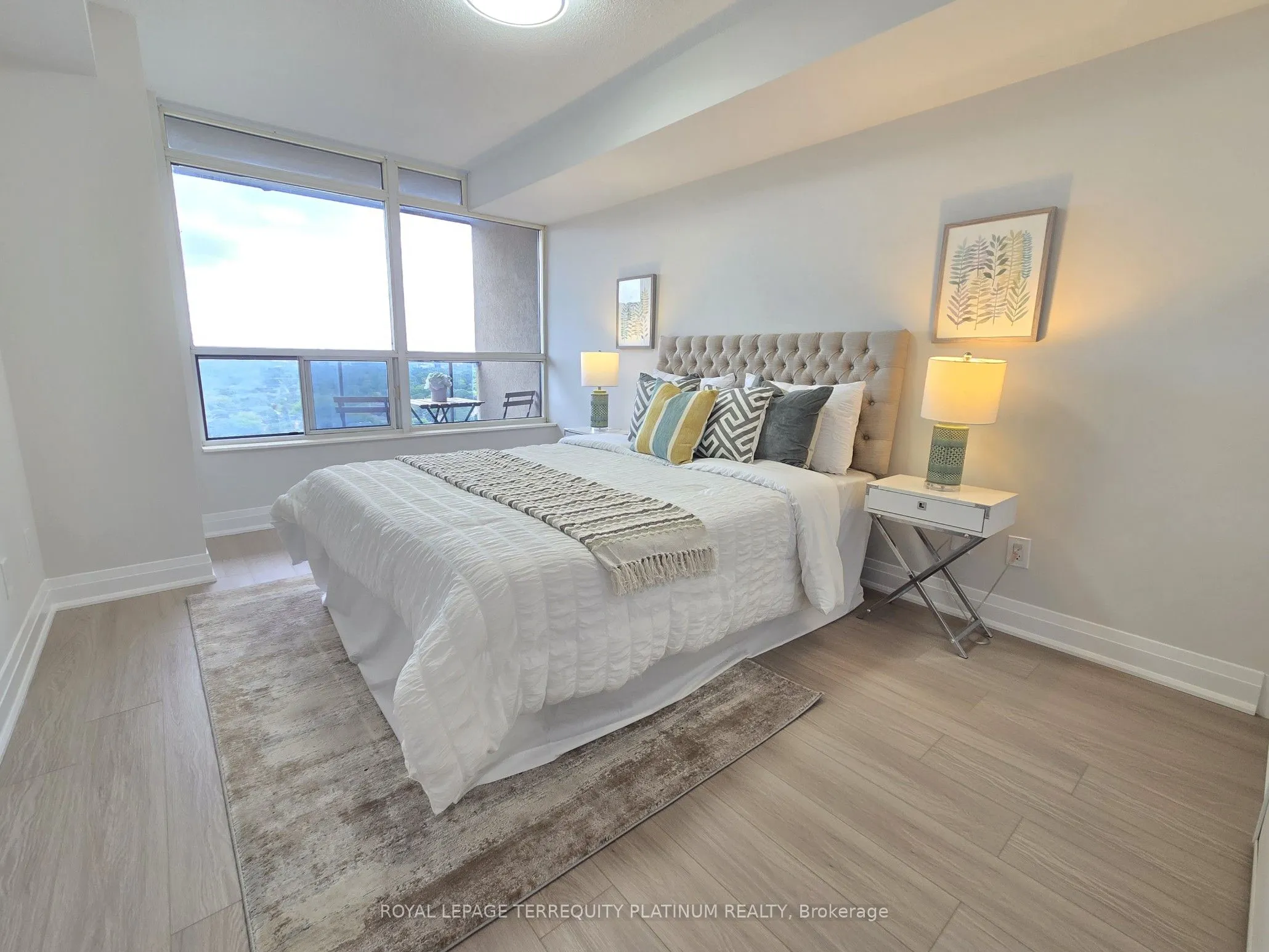 10 Northtown Way, #2013