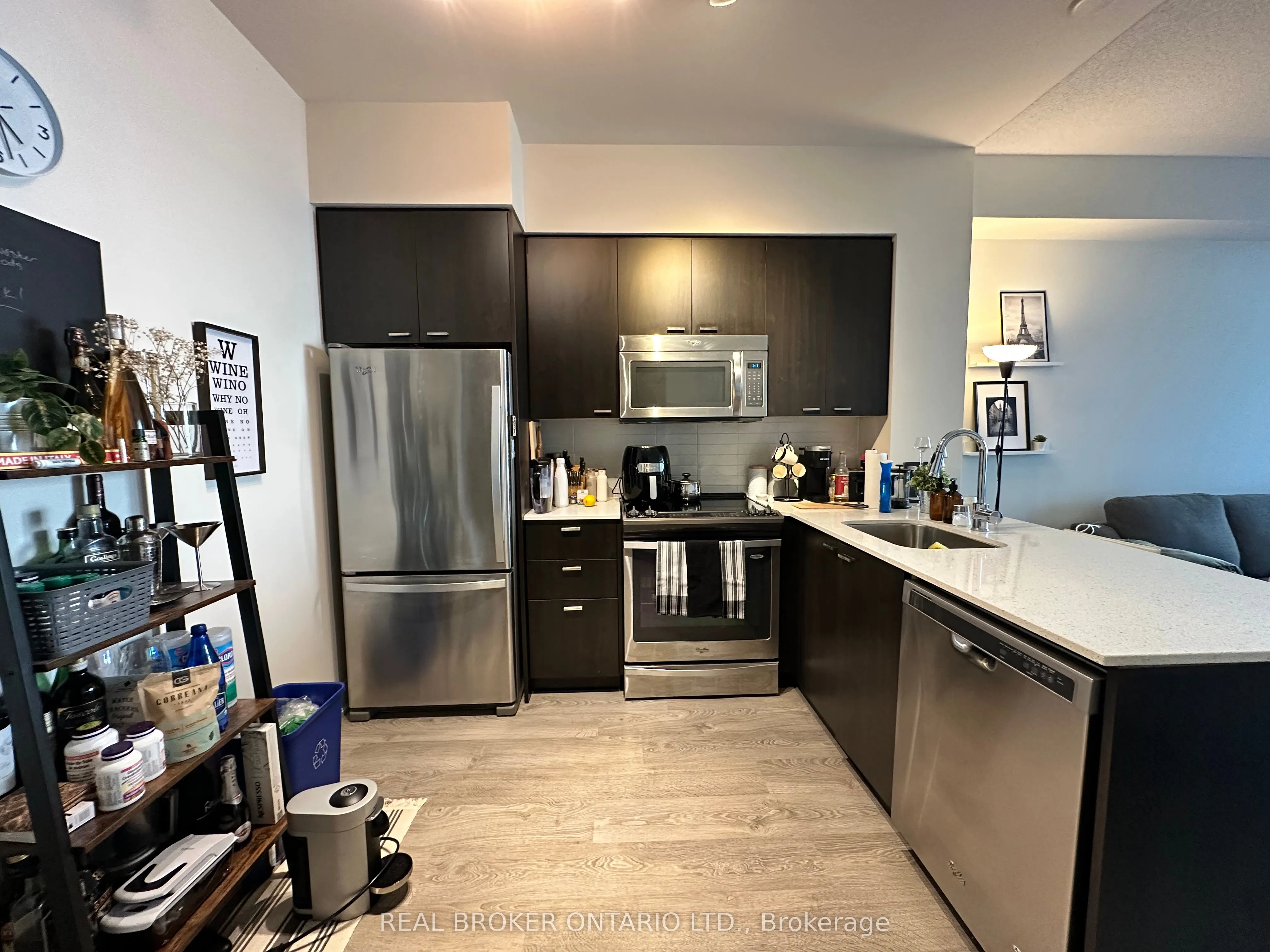 30 Roehampton Avenue, #307
