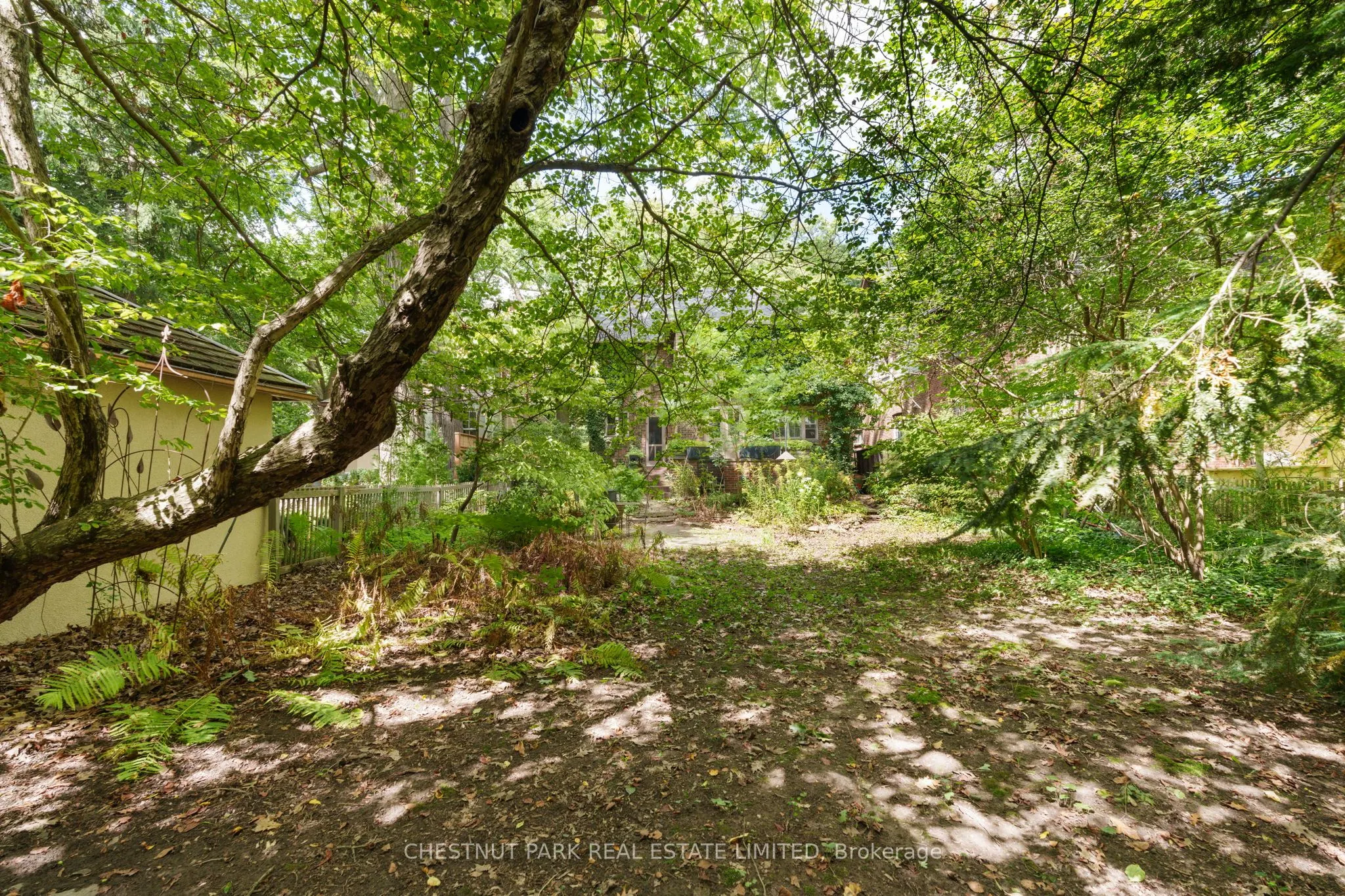 18 Wychwood Park
