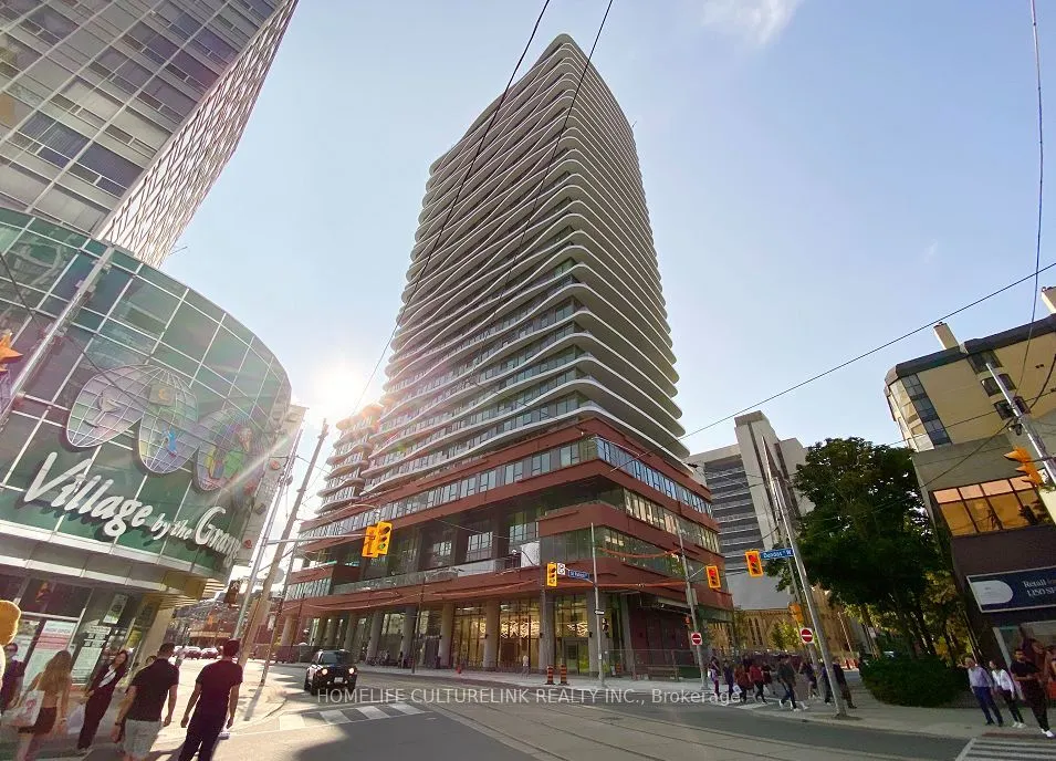 280 Dundas Street W, #2212