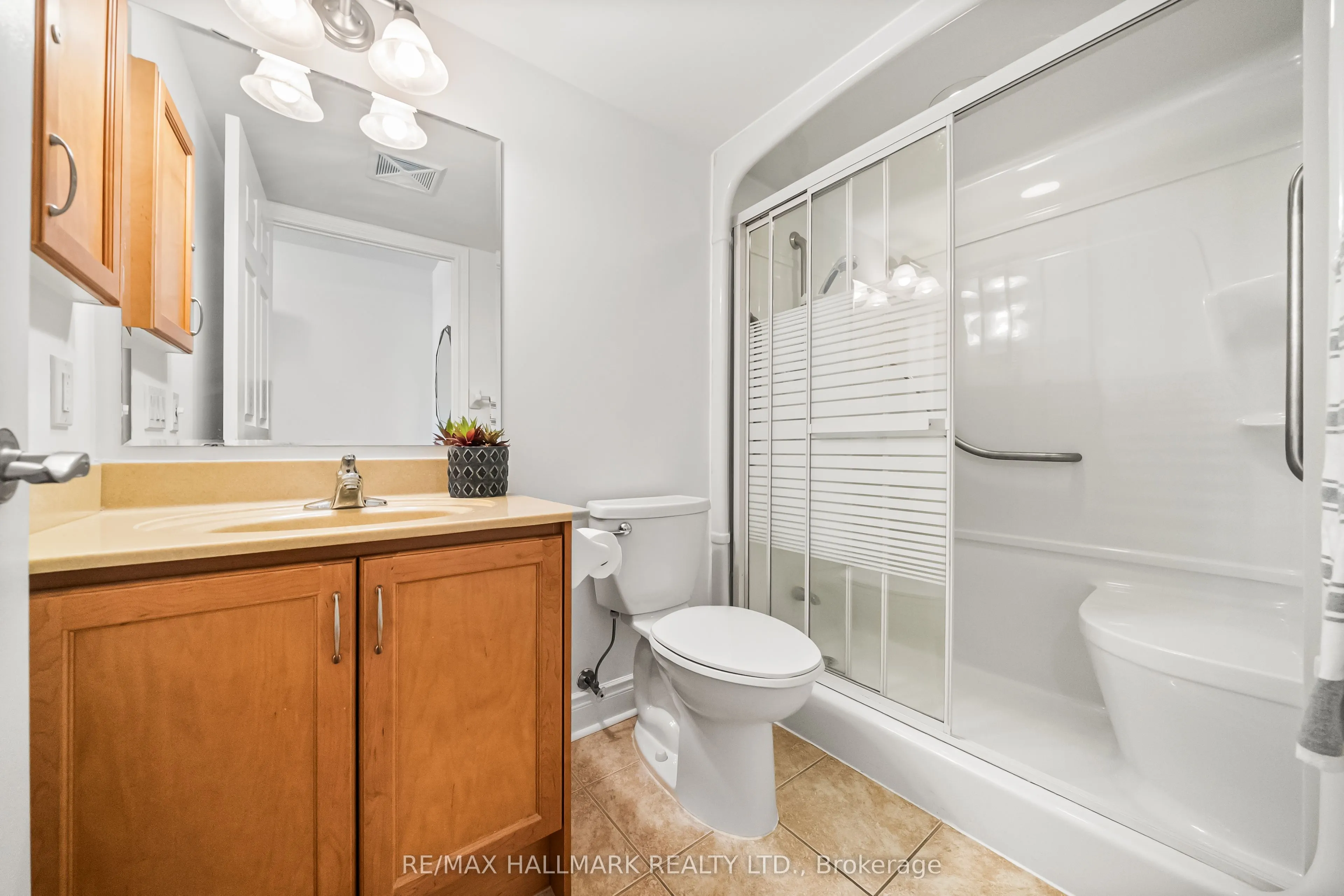 12 Rean Drive, #506
