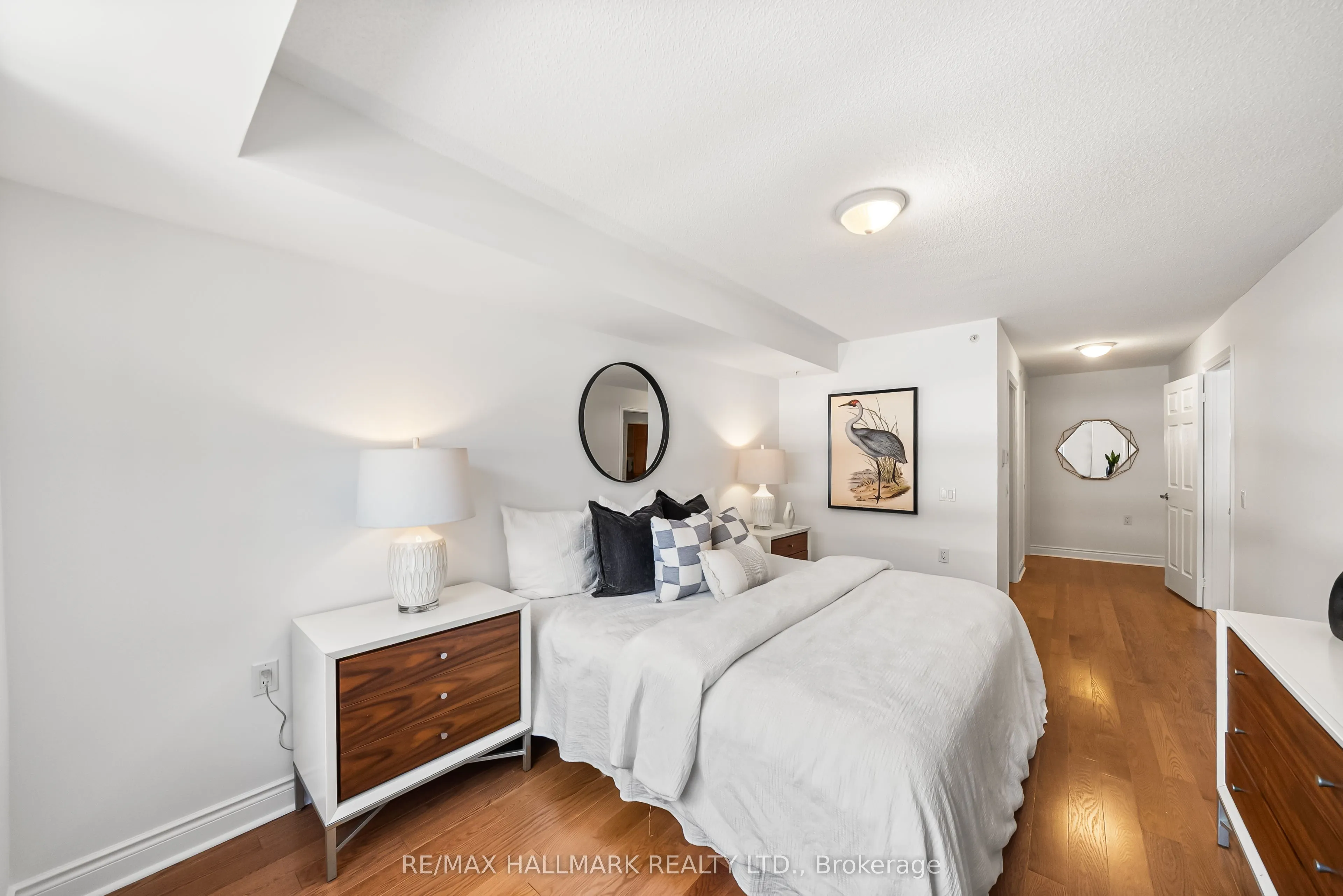 12 Rean Drive, #506