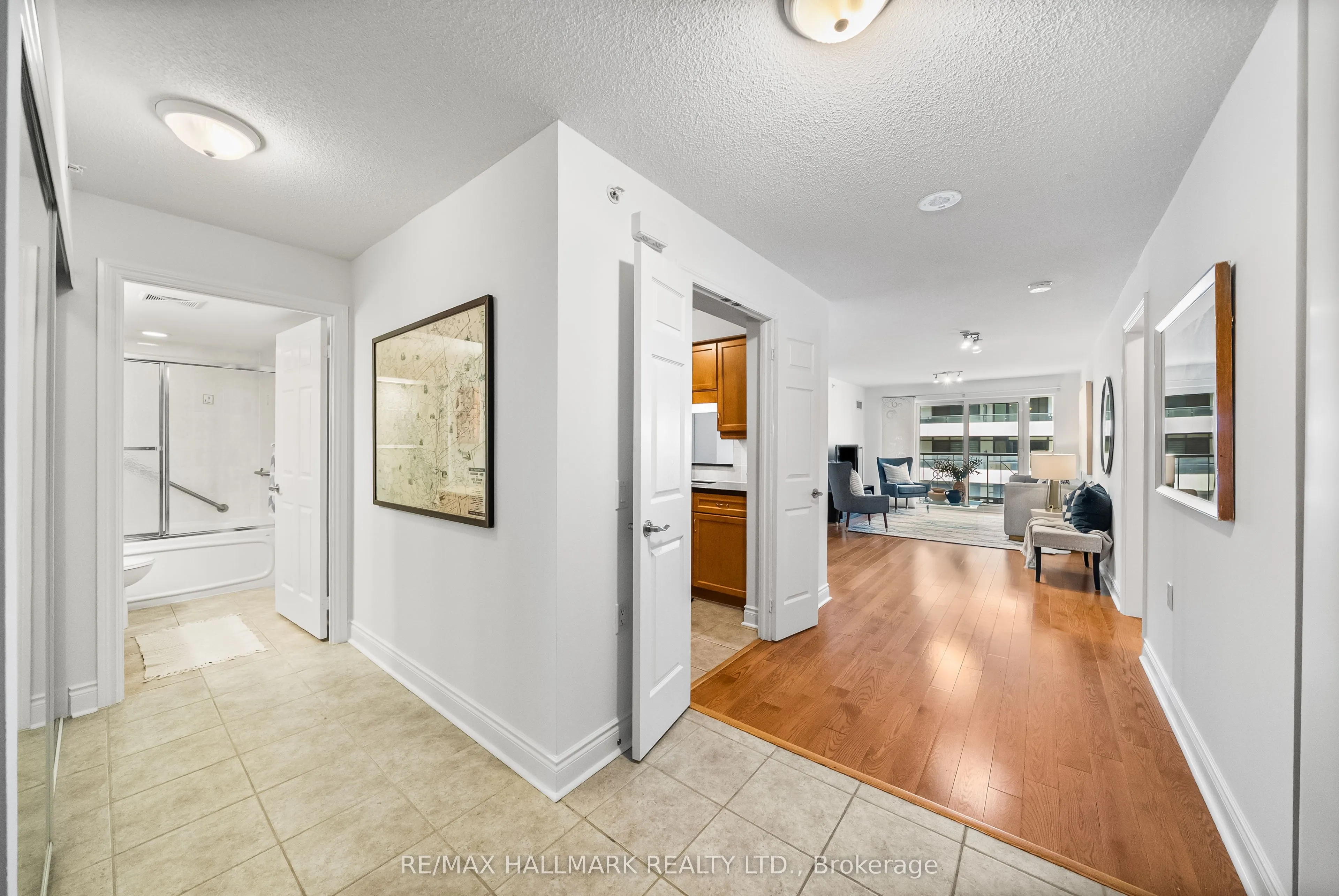 12 Rean Drive, #506