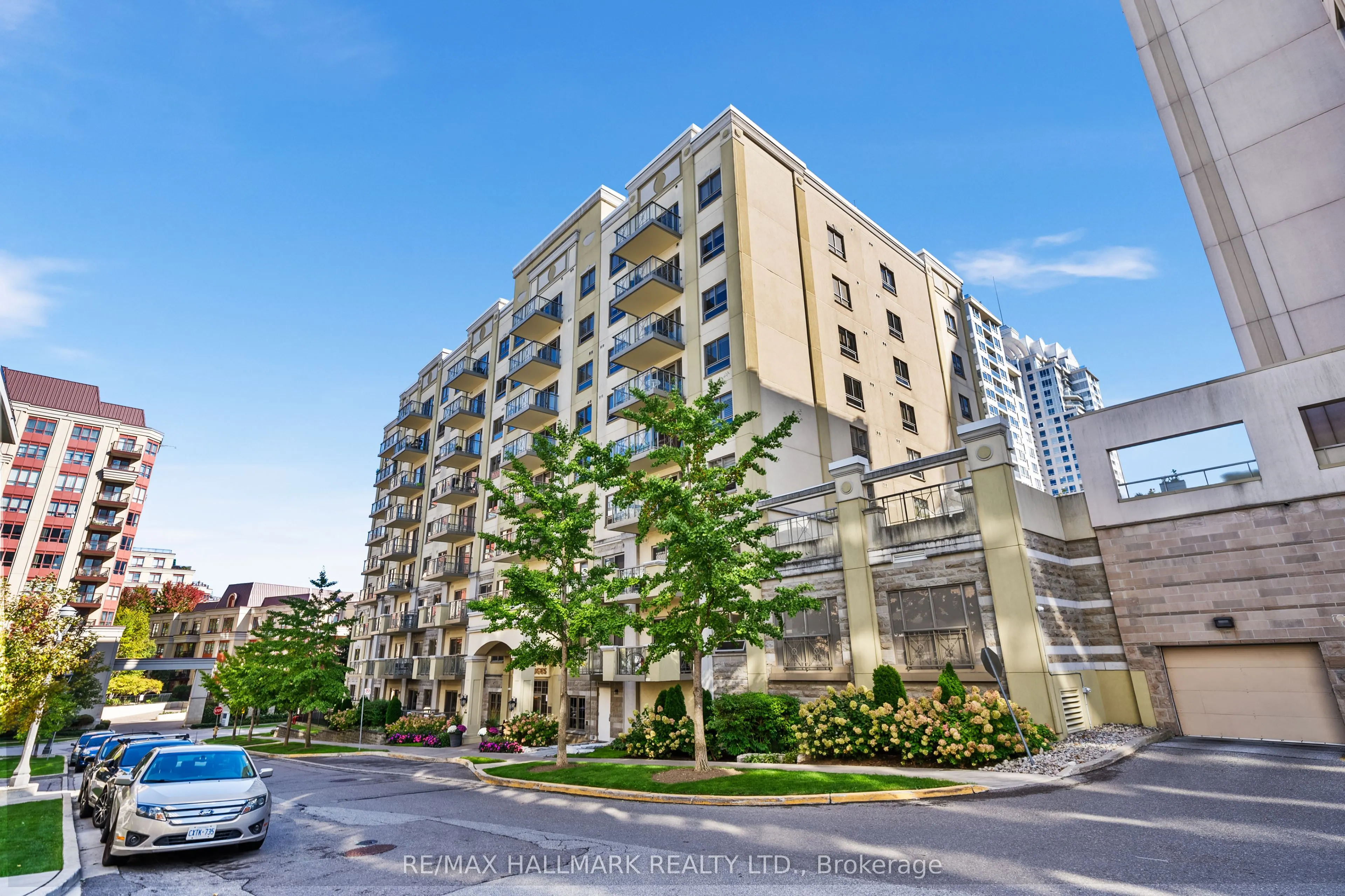 12 Rean Drive, #506