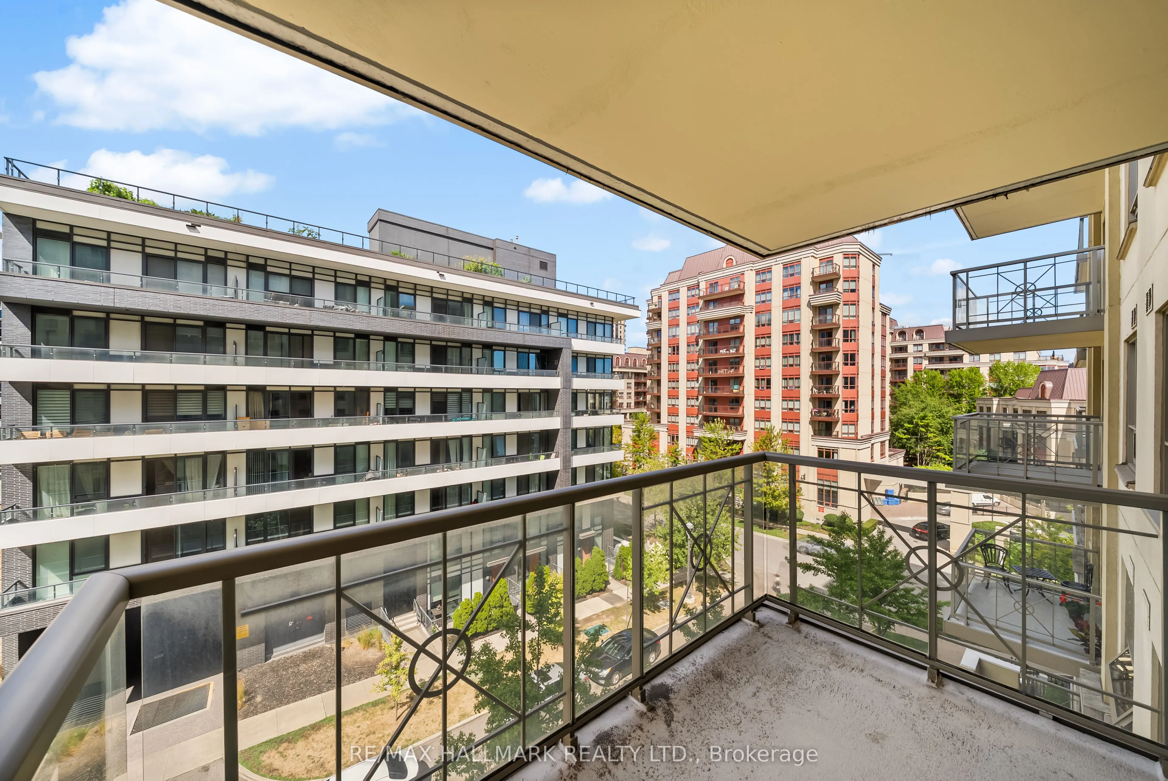 12 Rean Drive, #506