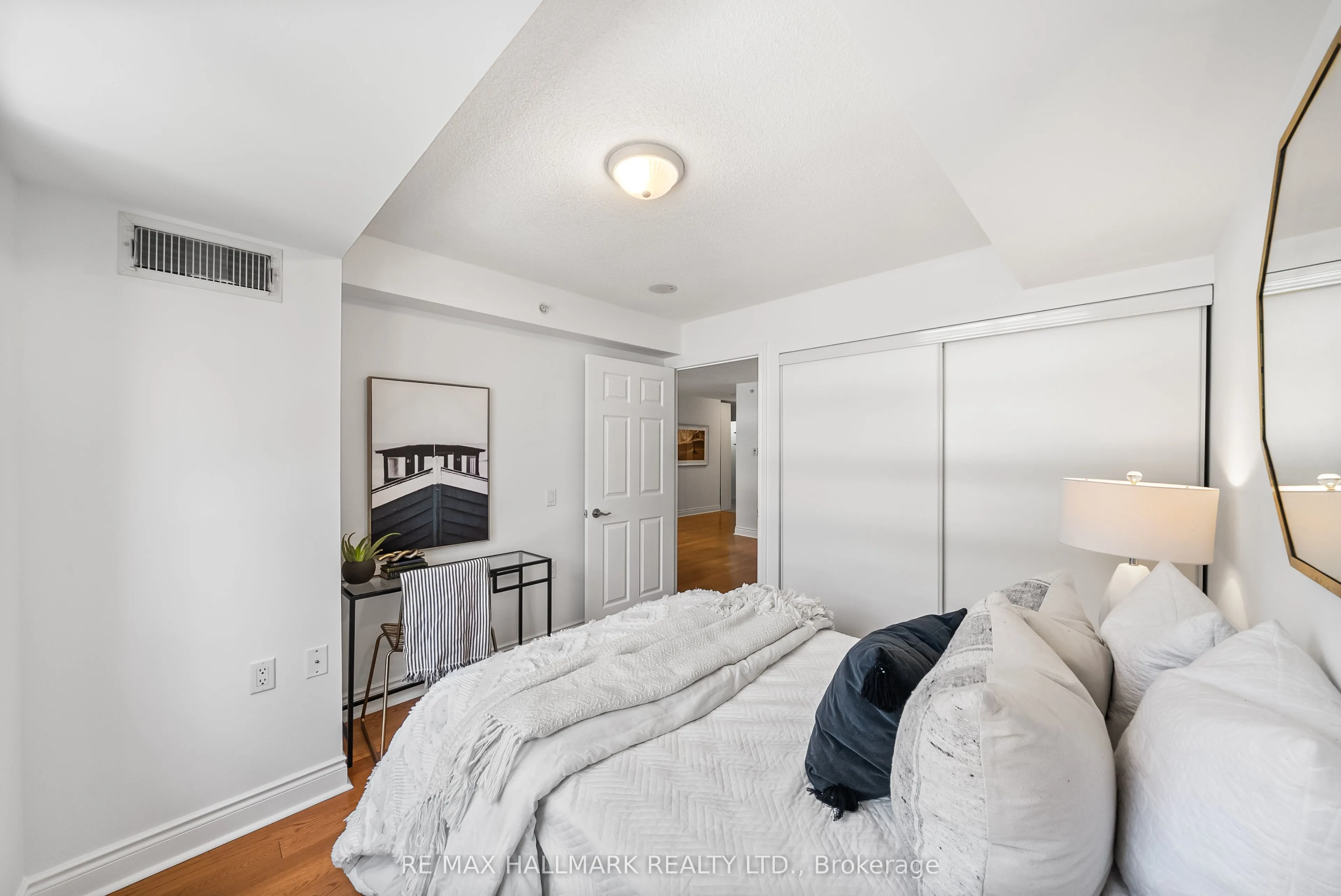12 Rean Drive, #506