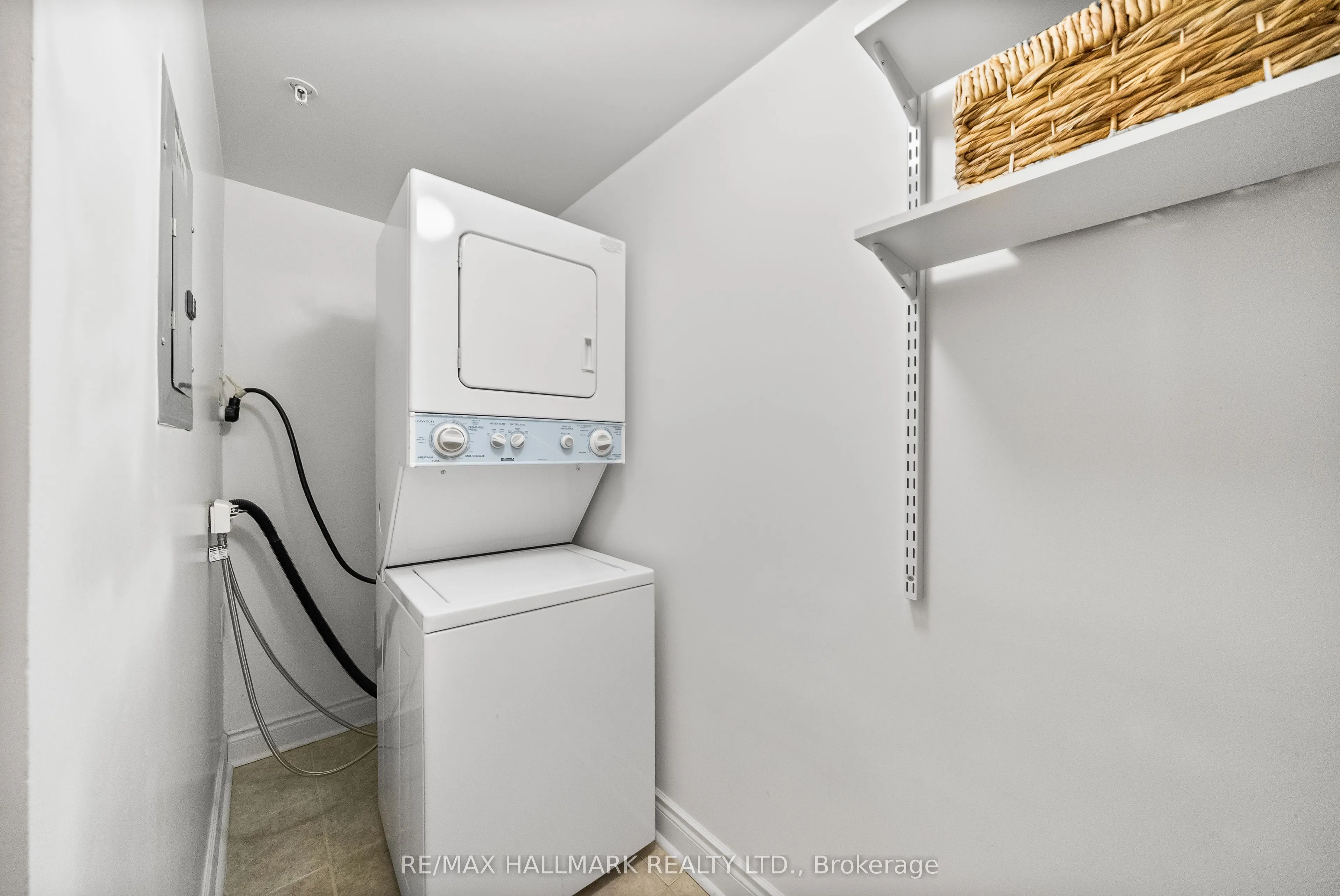 12 Rean Drive, #506