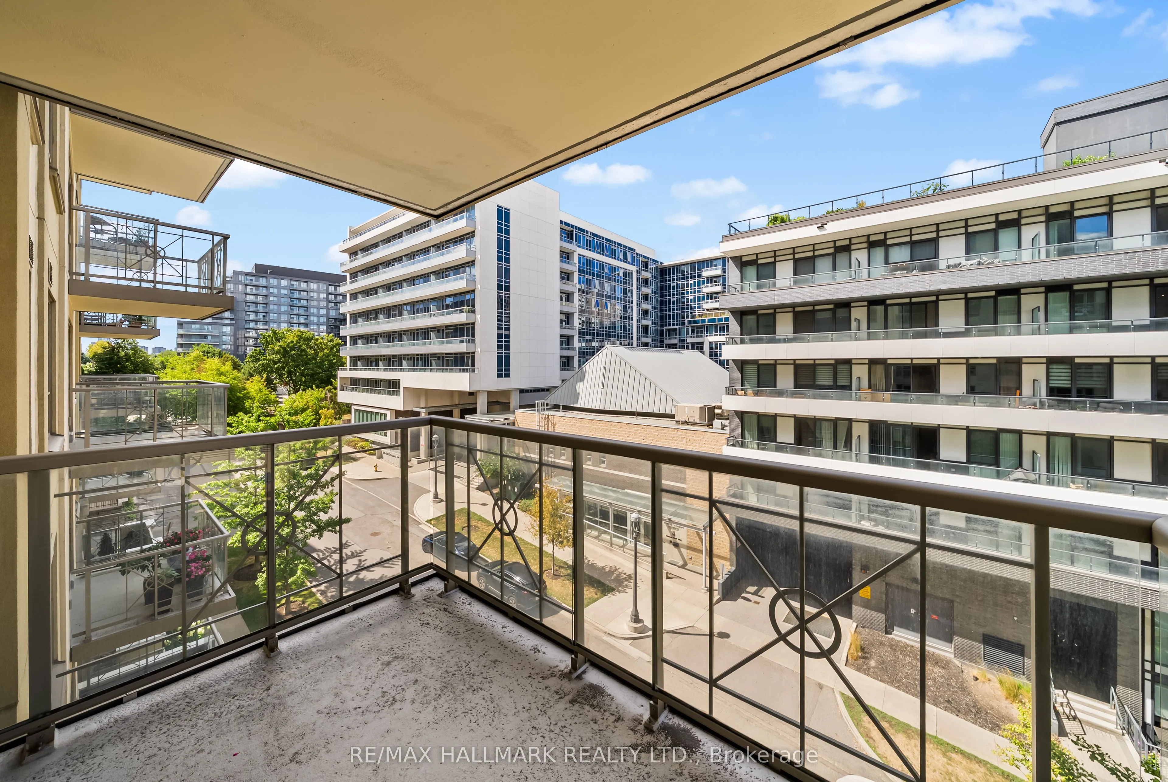 12 Rean Drive, #506