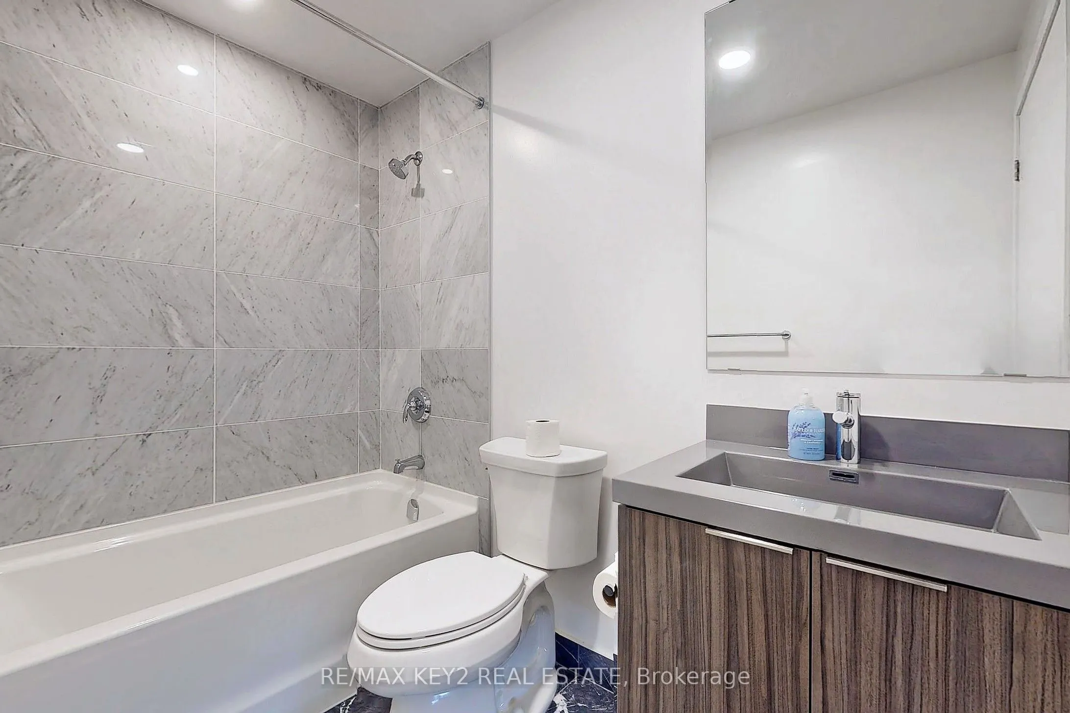 50 O'Neill Road, #611