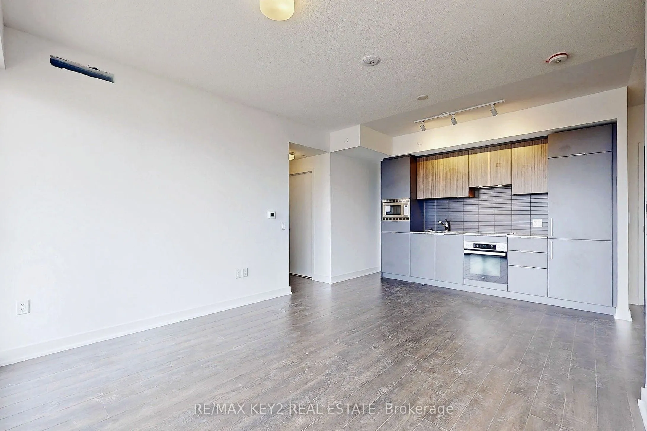 50 O'Neill Road, #611