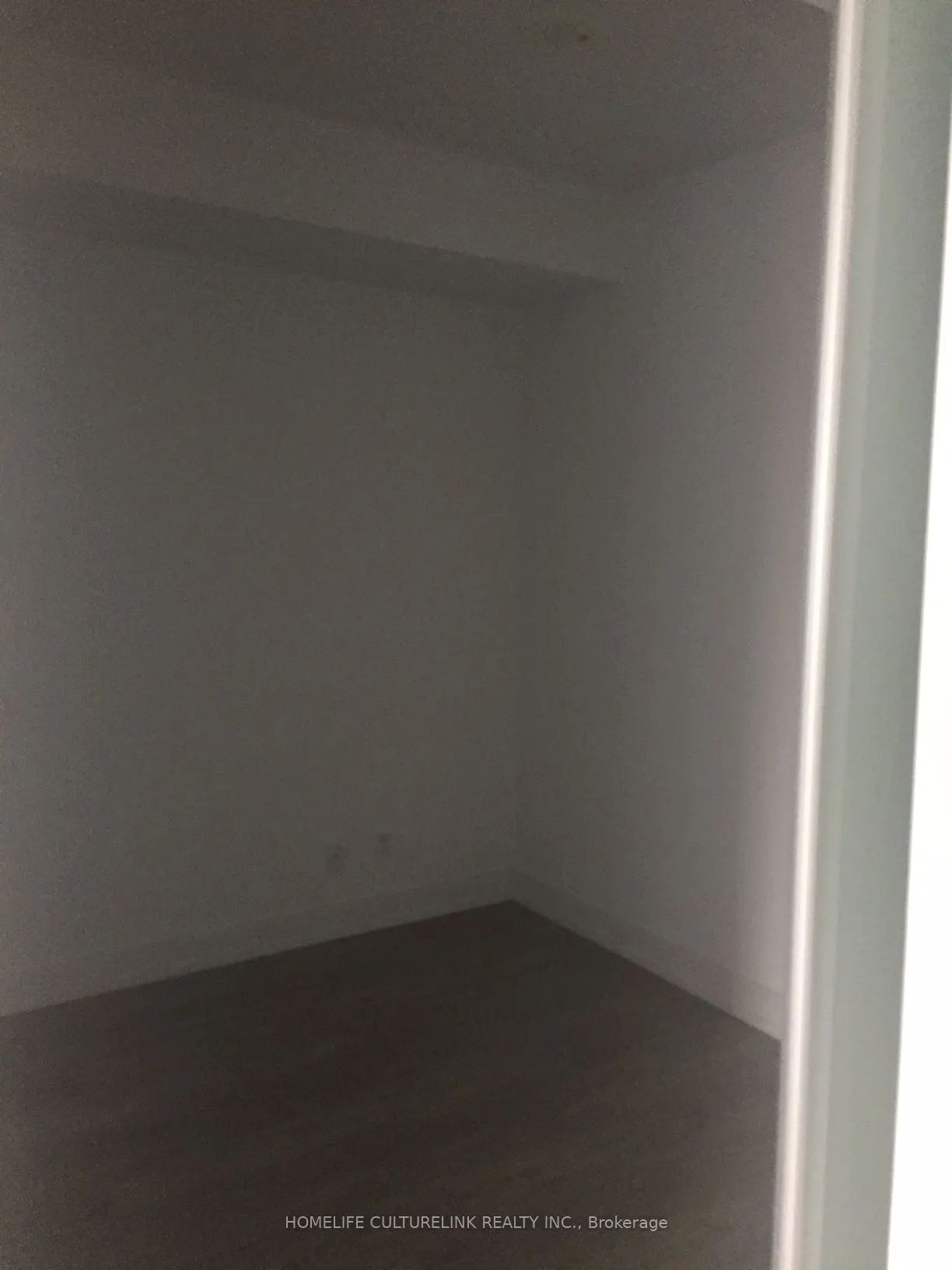 181 Dundas Street E, #4112
