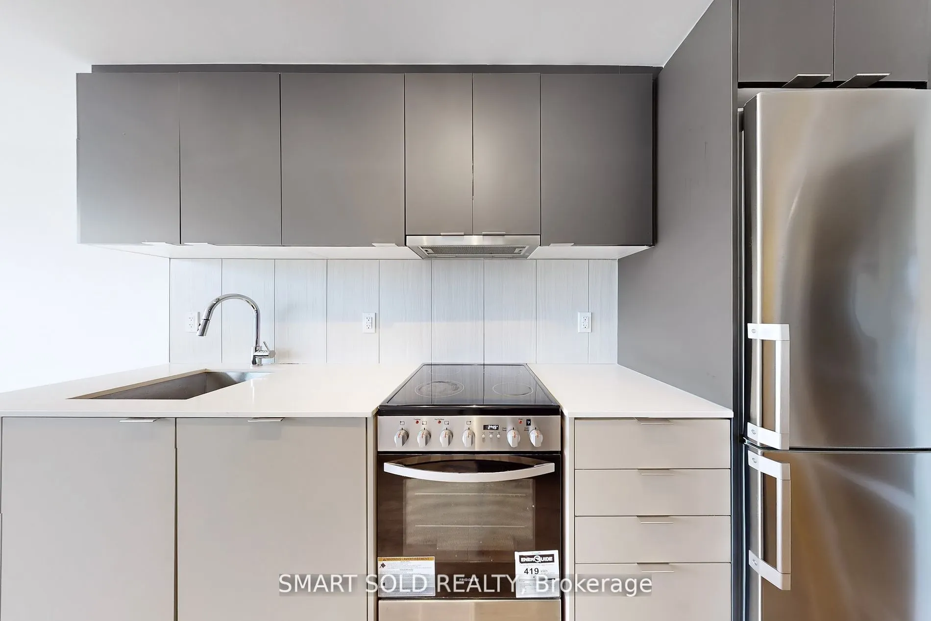 8 Tippett Road, #628