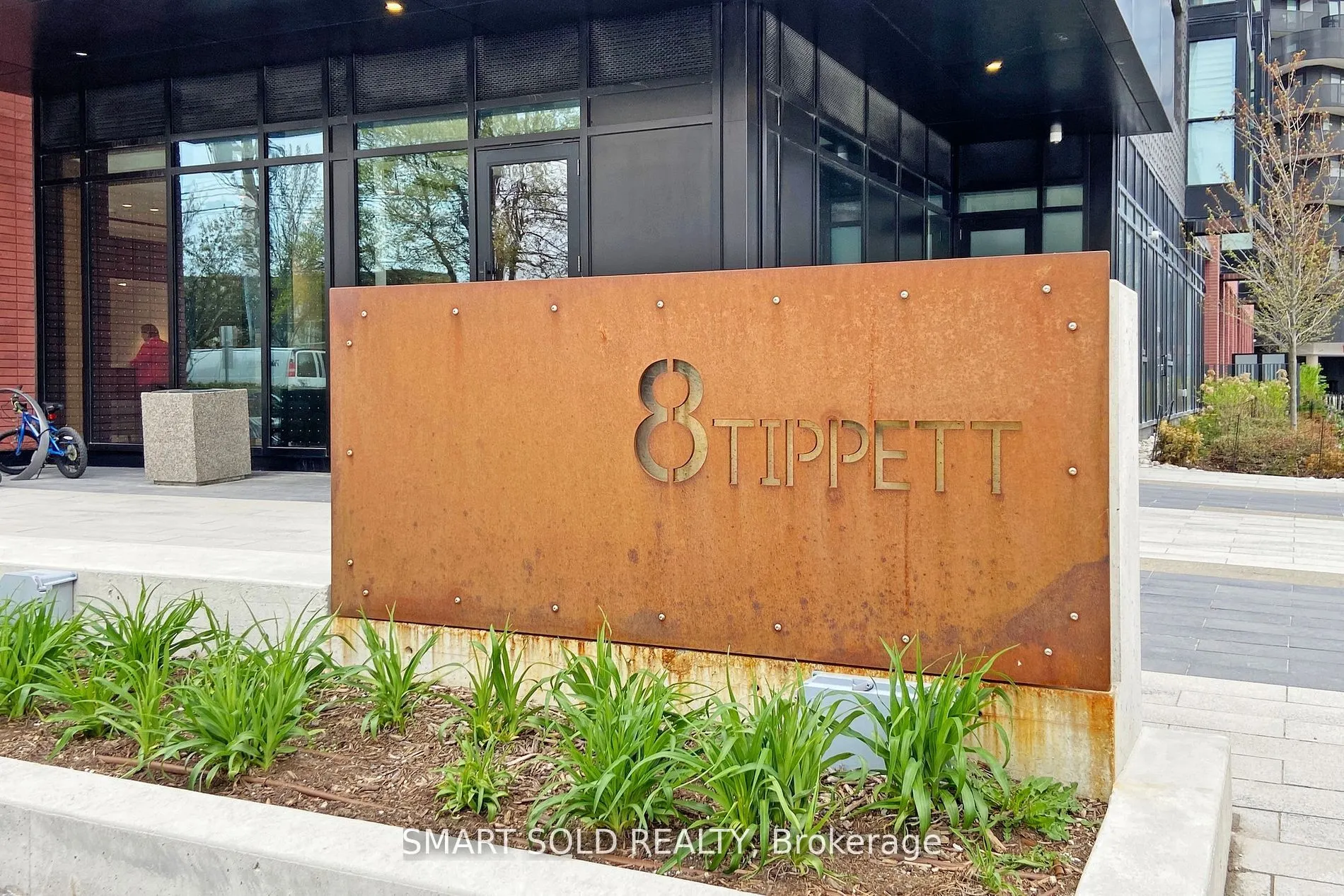 8 Tippett Road, #628
