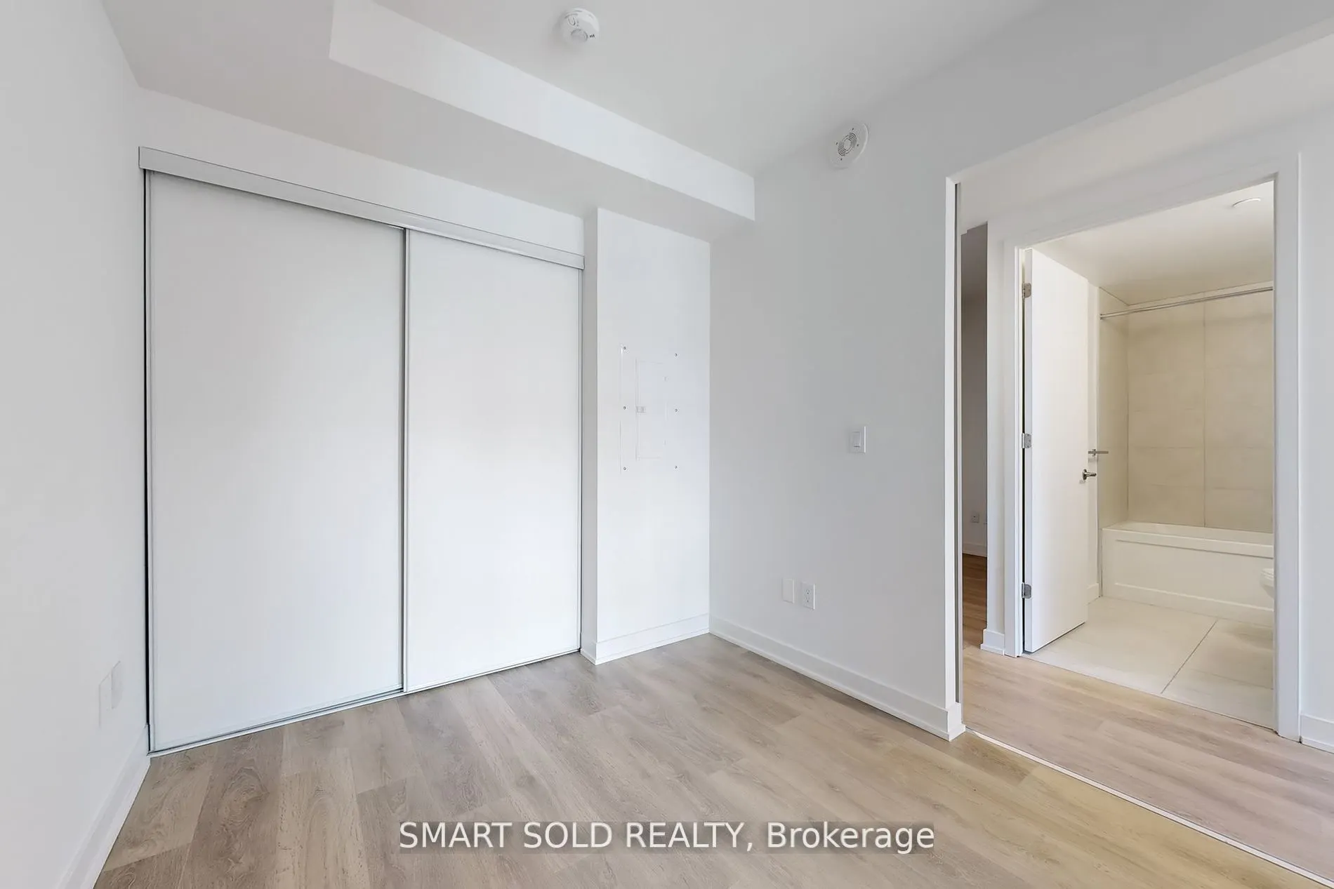 8 Tippett Road, #628
