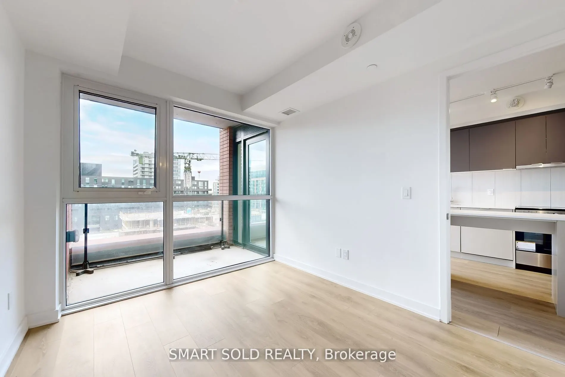8 Tippett Road, #628