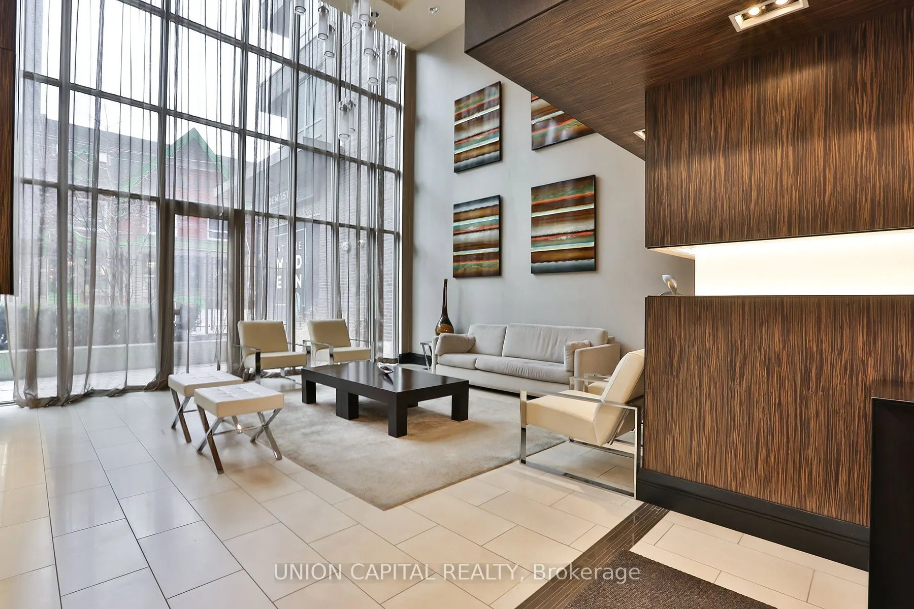 320 Richmond Street E, #610