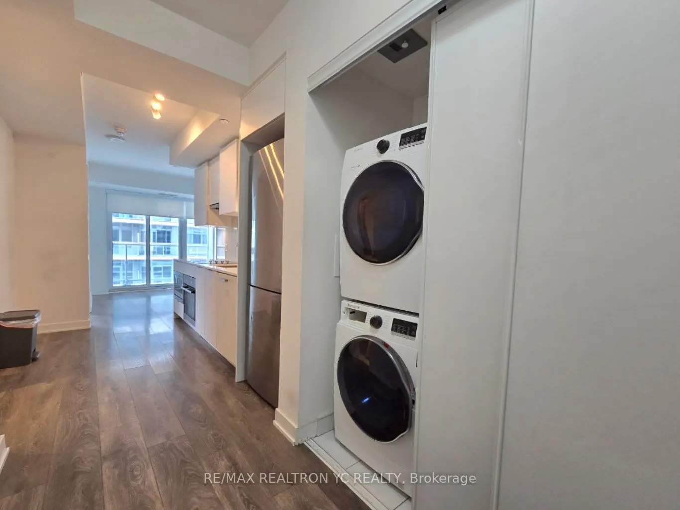 195 Redpath Avenue, #3015