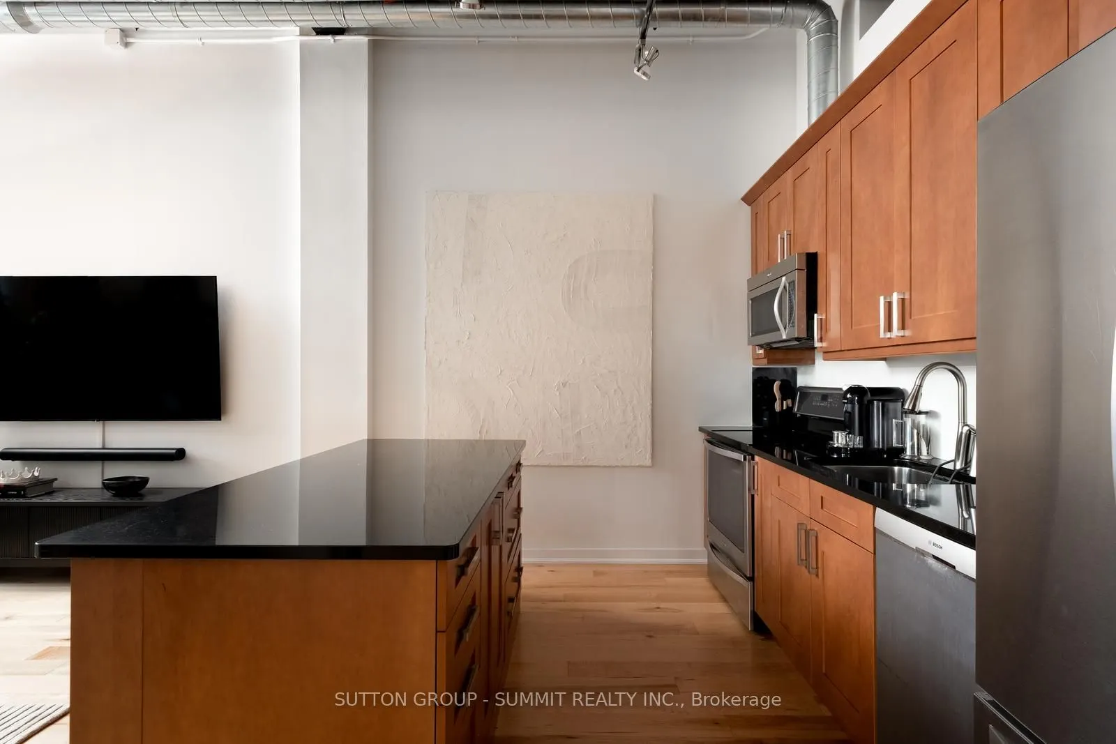 43 Hanna Avenue, #117
