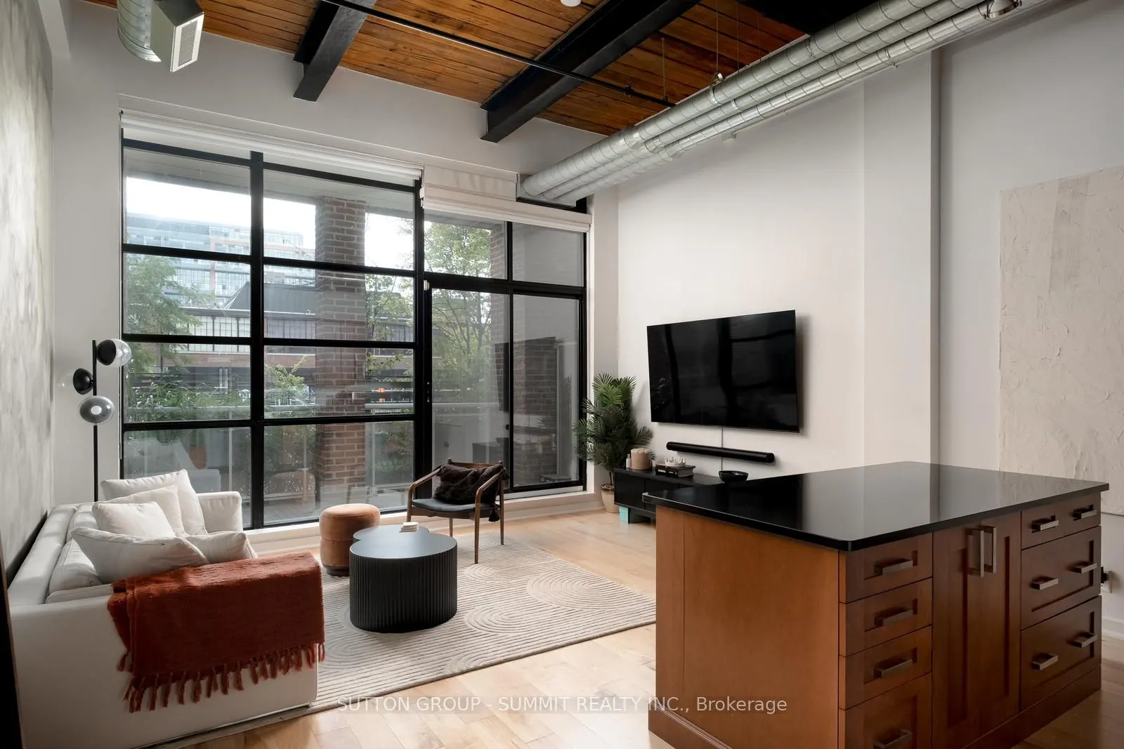 43 Hanna Avenue, #117