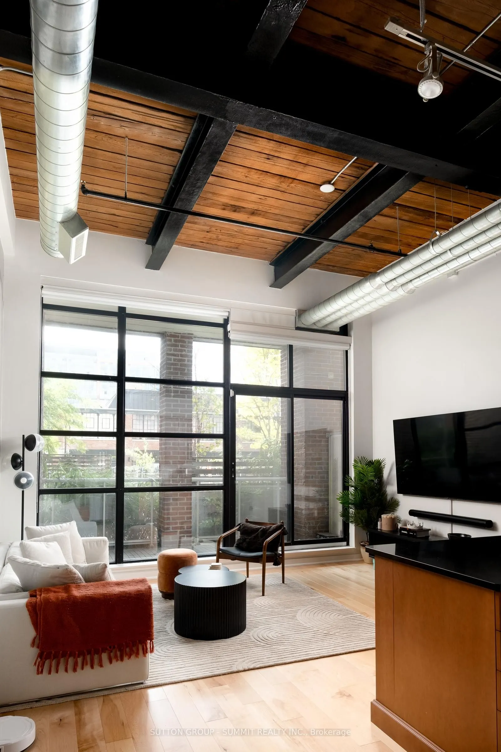 43 Hanna Avenue, #117