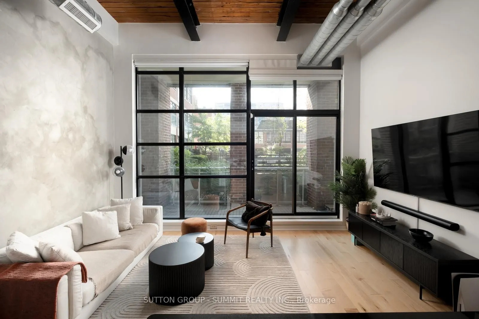 43 Hanna Avenue, #117