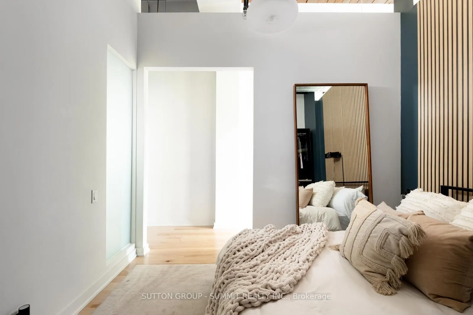 43 Hanna Avenue, #117