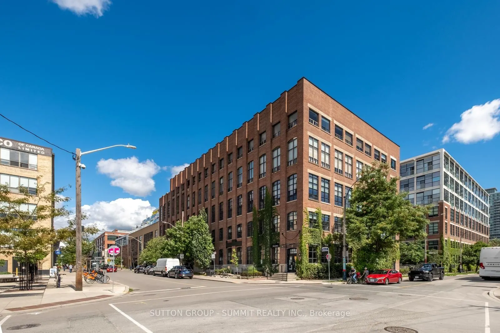 43 Hanna Avenue, #117