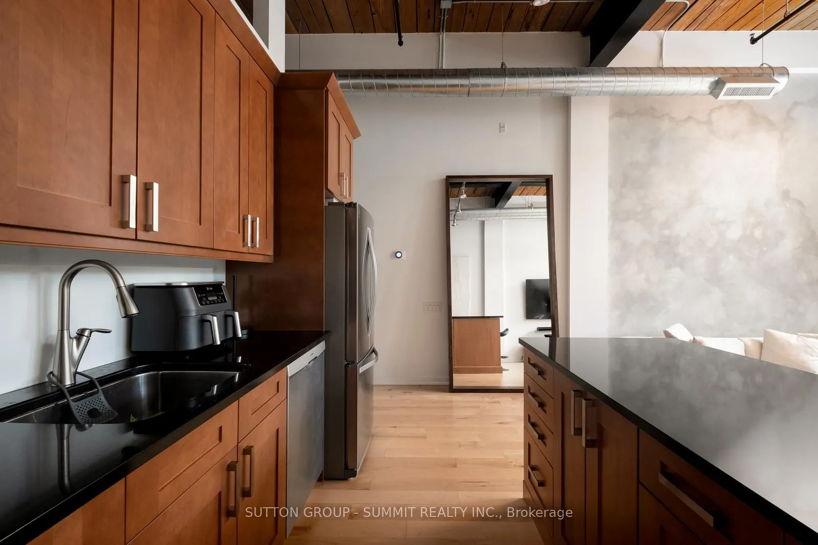 43 Hanna Avenue, #117