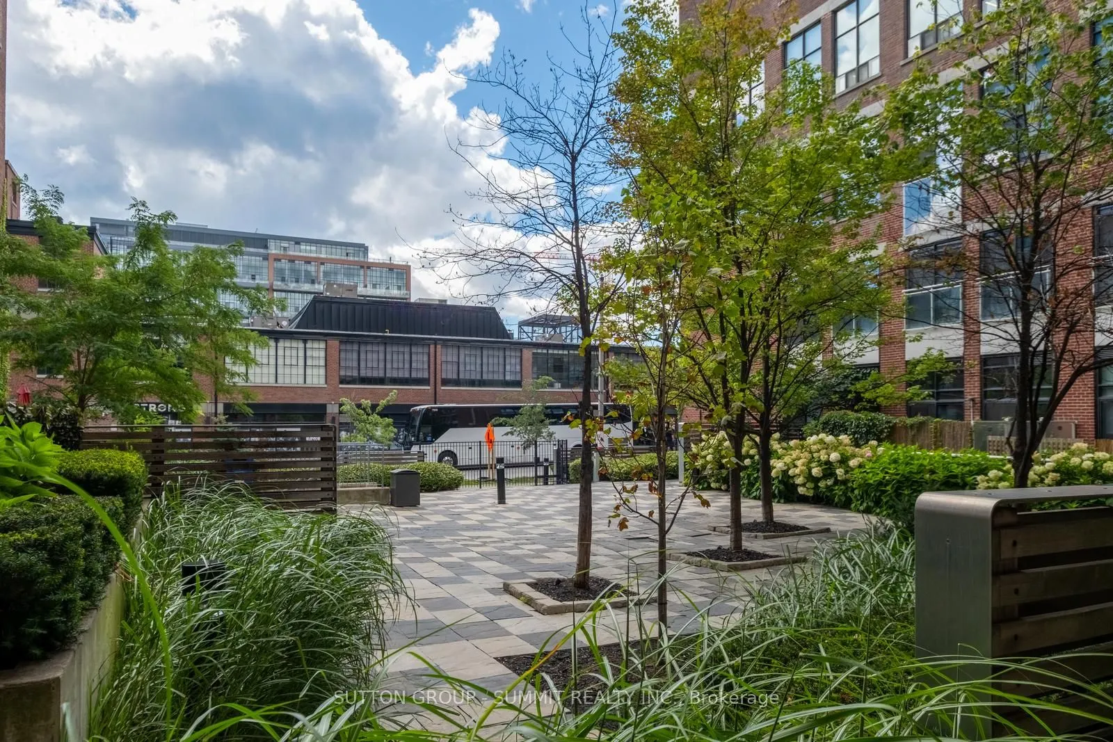 43 Hanna Avenue, #117