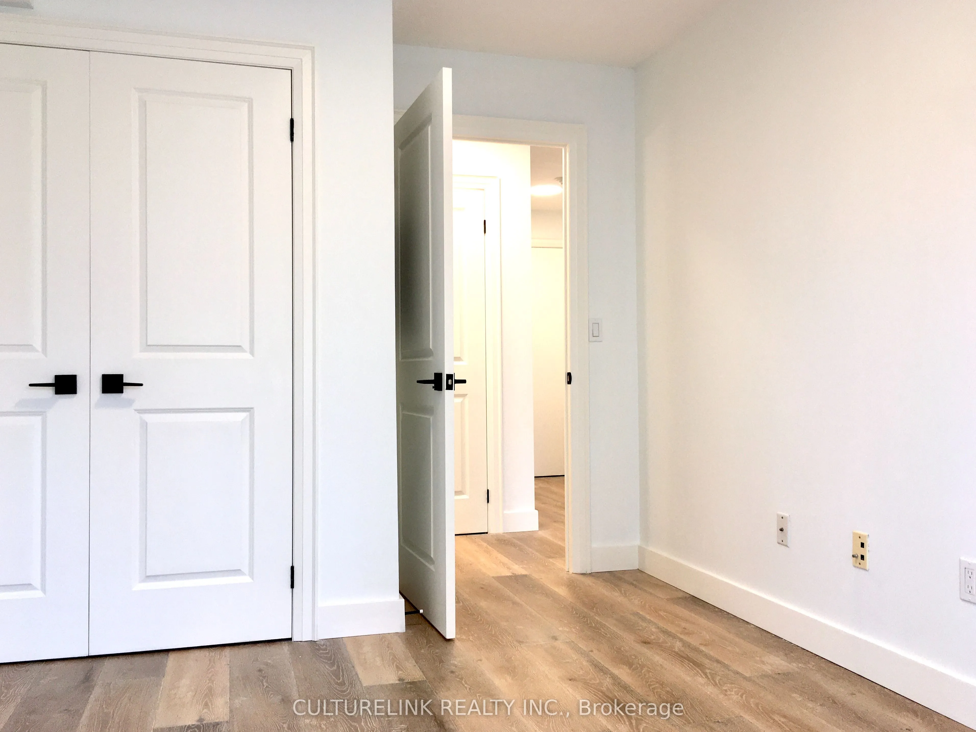 18 Sommerset Way, #1515
